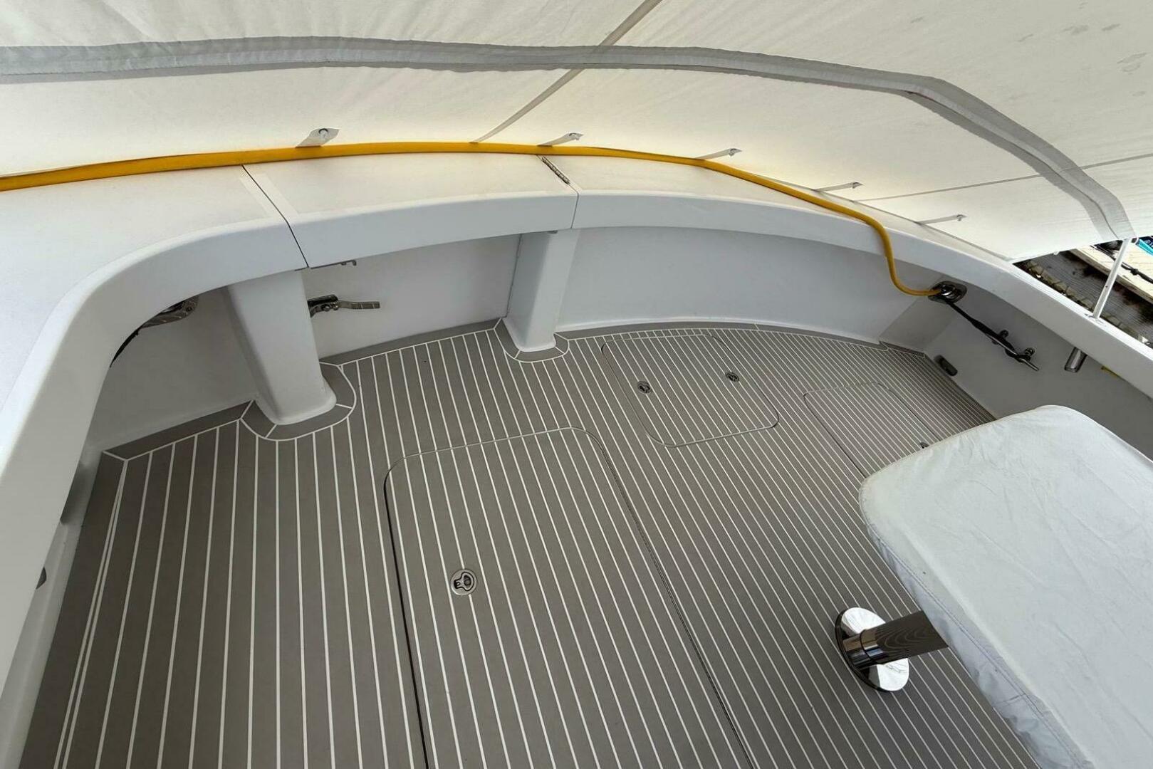 2013 Hatteras GT54 "Bucket List" - photo 3