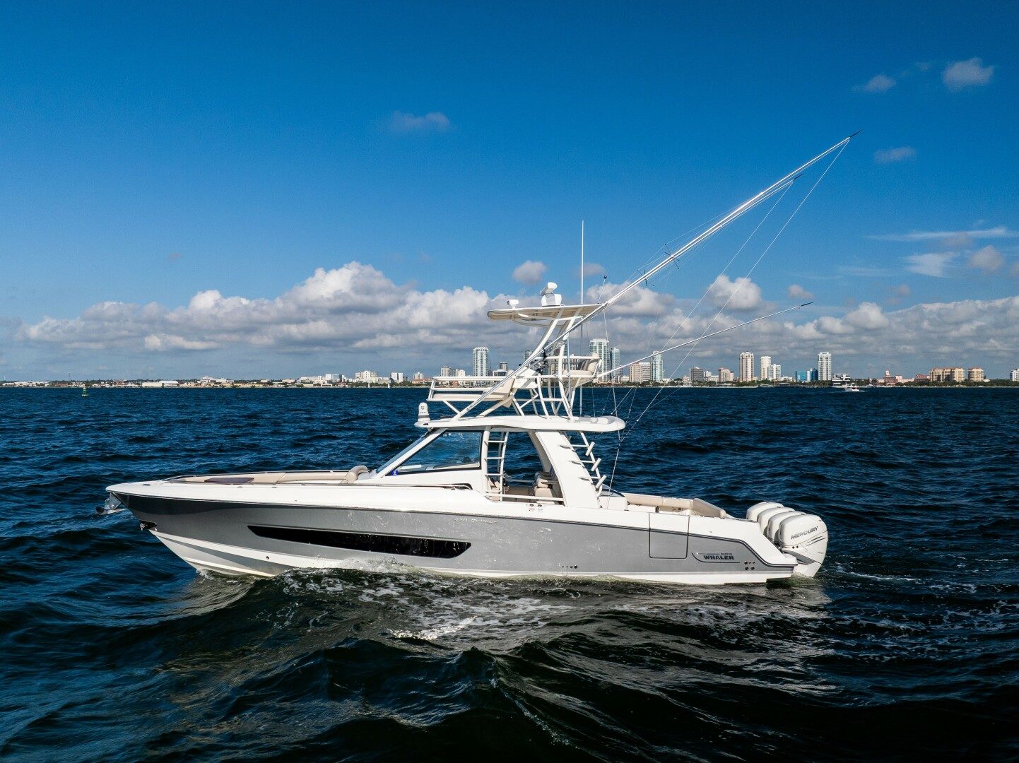 2021 Boston Whaler 420 Outrage "SMOKE SHOW" - photo 1