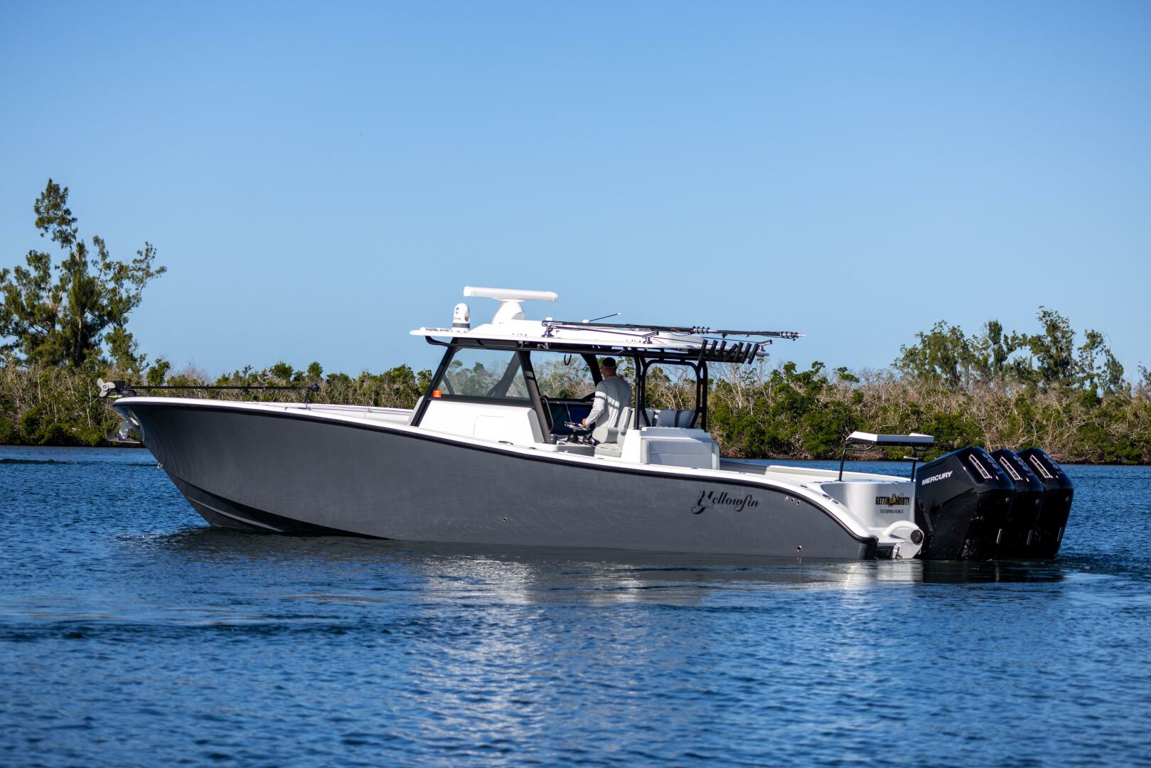 2023 Yellowfin 42 OFFSHORE "Gettin Dirty" - photo 1