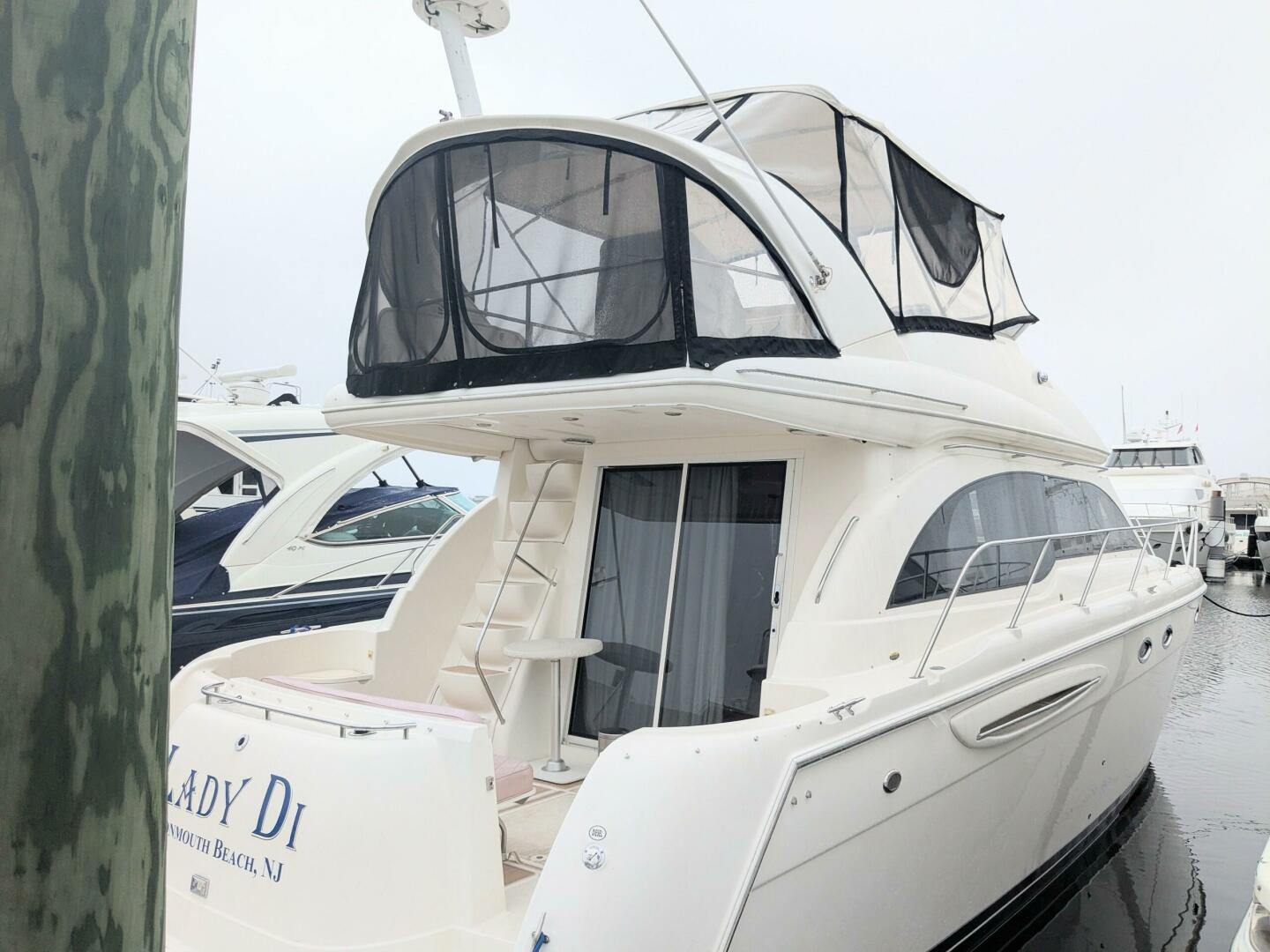 2004 Meridian 411 "Lady Di" - photo 2