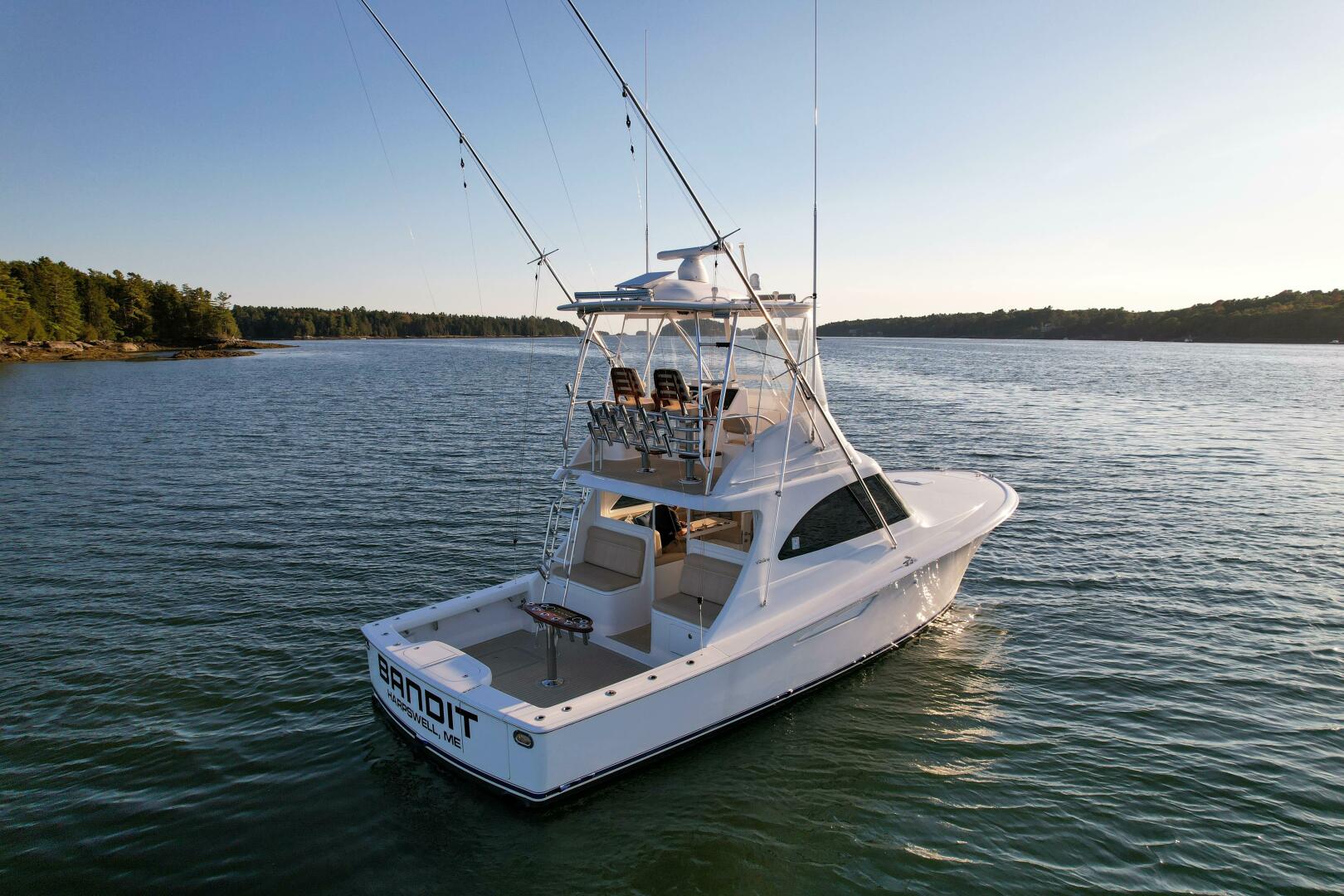 2019 Viking 38 Billfish "Bandit" - photo 3
