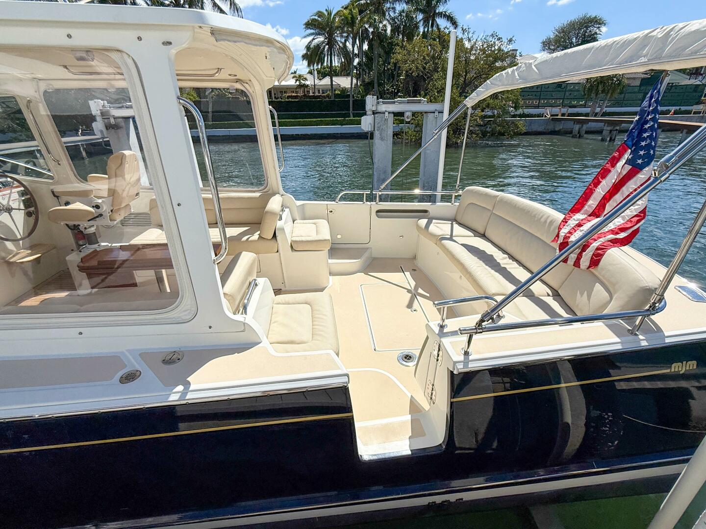 2012 MJM 36z Downeast "MONCRI" - photo 3