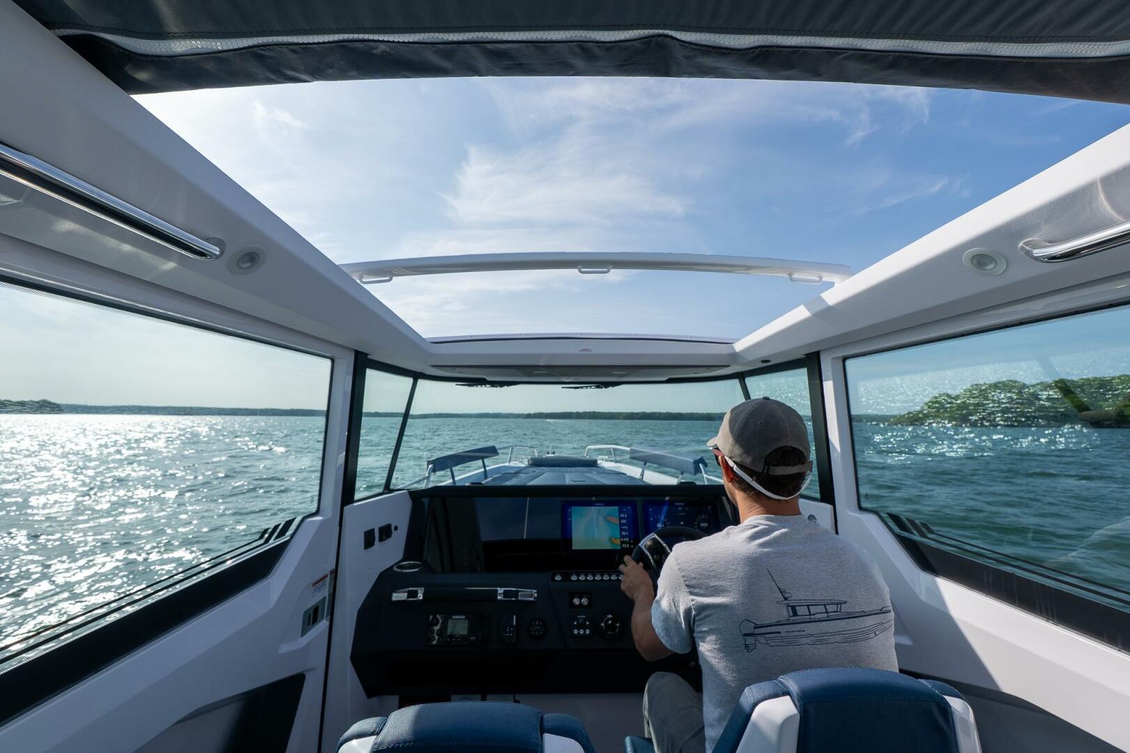 2026 Axopar Cross Cabin "Axopar 29 Cross Cabin Stock 46" - photo 2