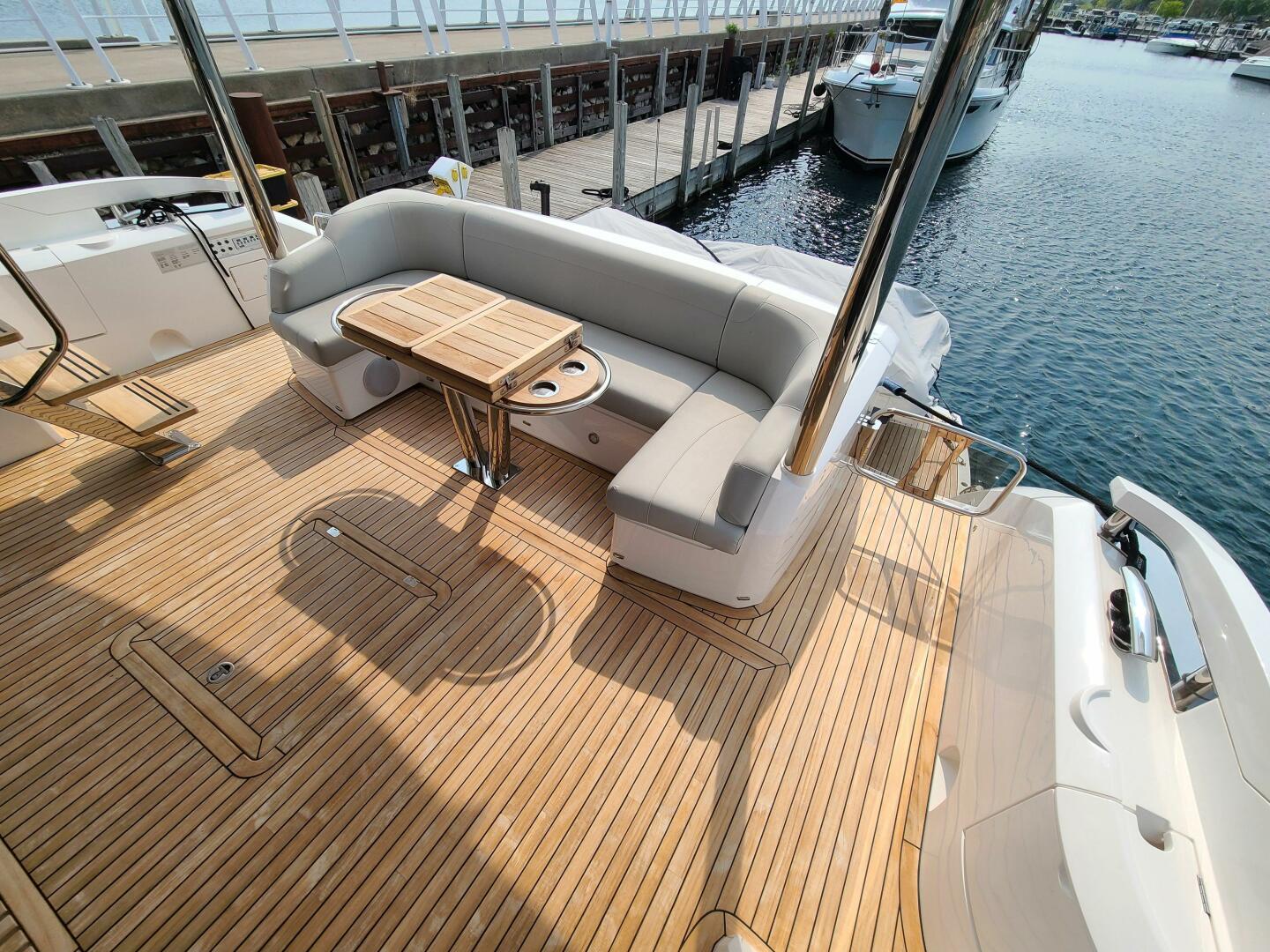 2023 Sunseeker 68 Manhattan "Sweet Tina" - photo 1