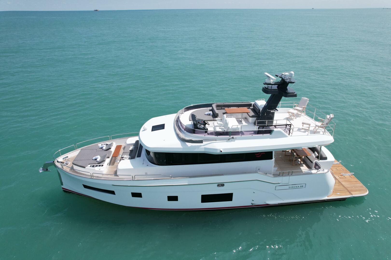 2022 Sirena 58 Fly "Carpe Diem" - photo 1