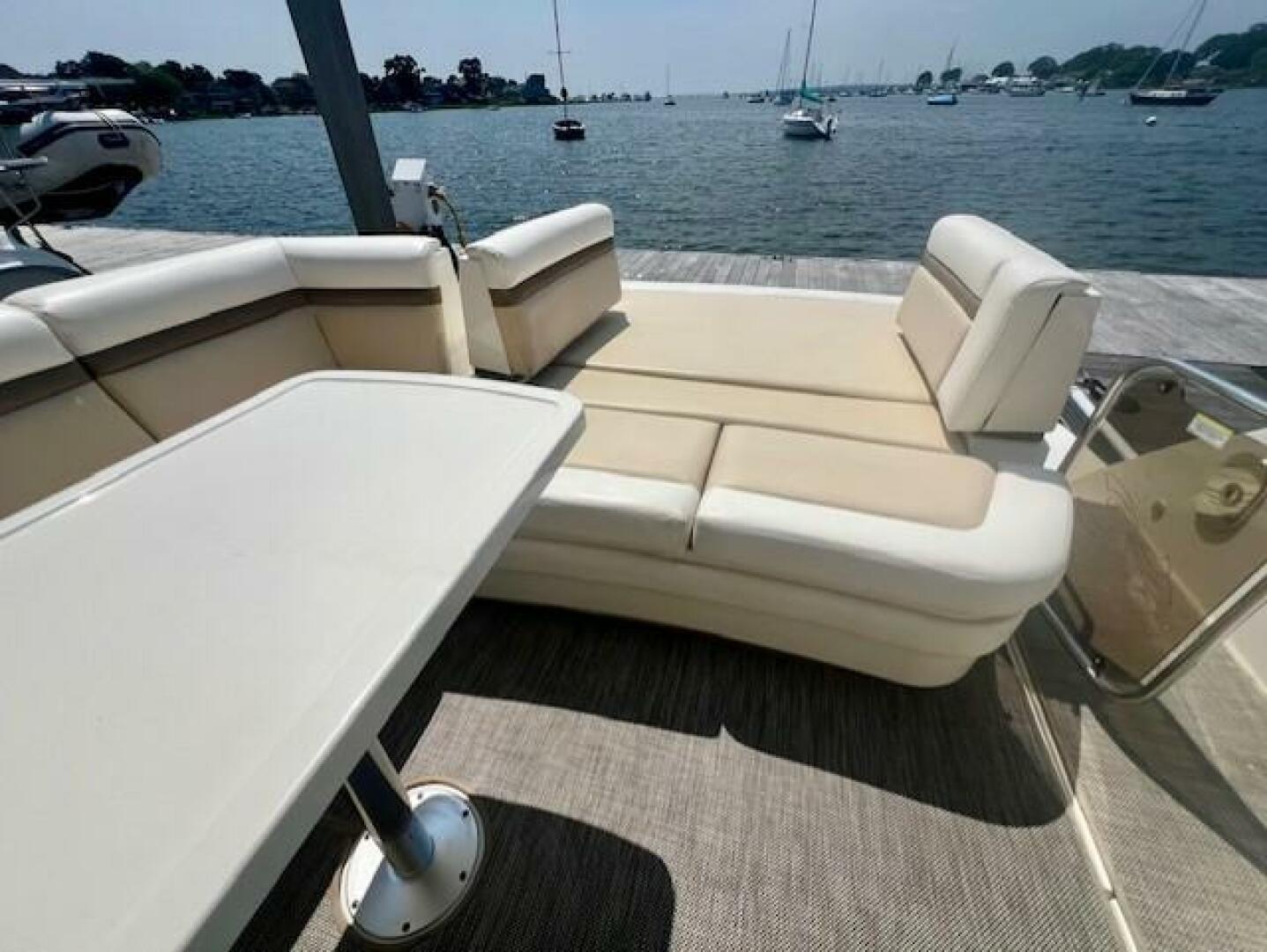 2013 Sea Ray 410 Sundancer "Stay Loose" - photo 3