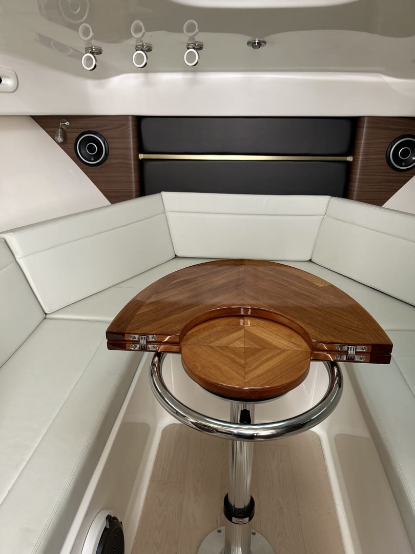 2021 Boston Whaler - photo 3