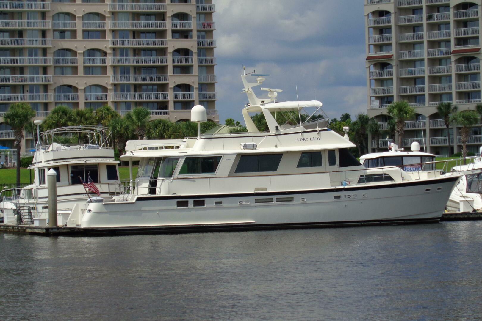 1987 Hatteras 70 Cockpit Motor Yacht "Ivory Lady" - photo 3