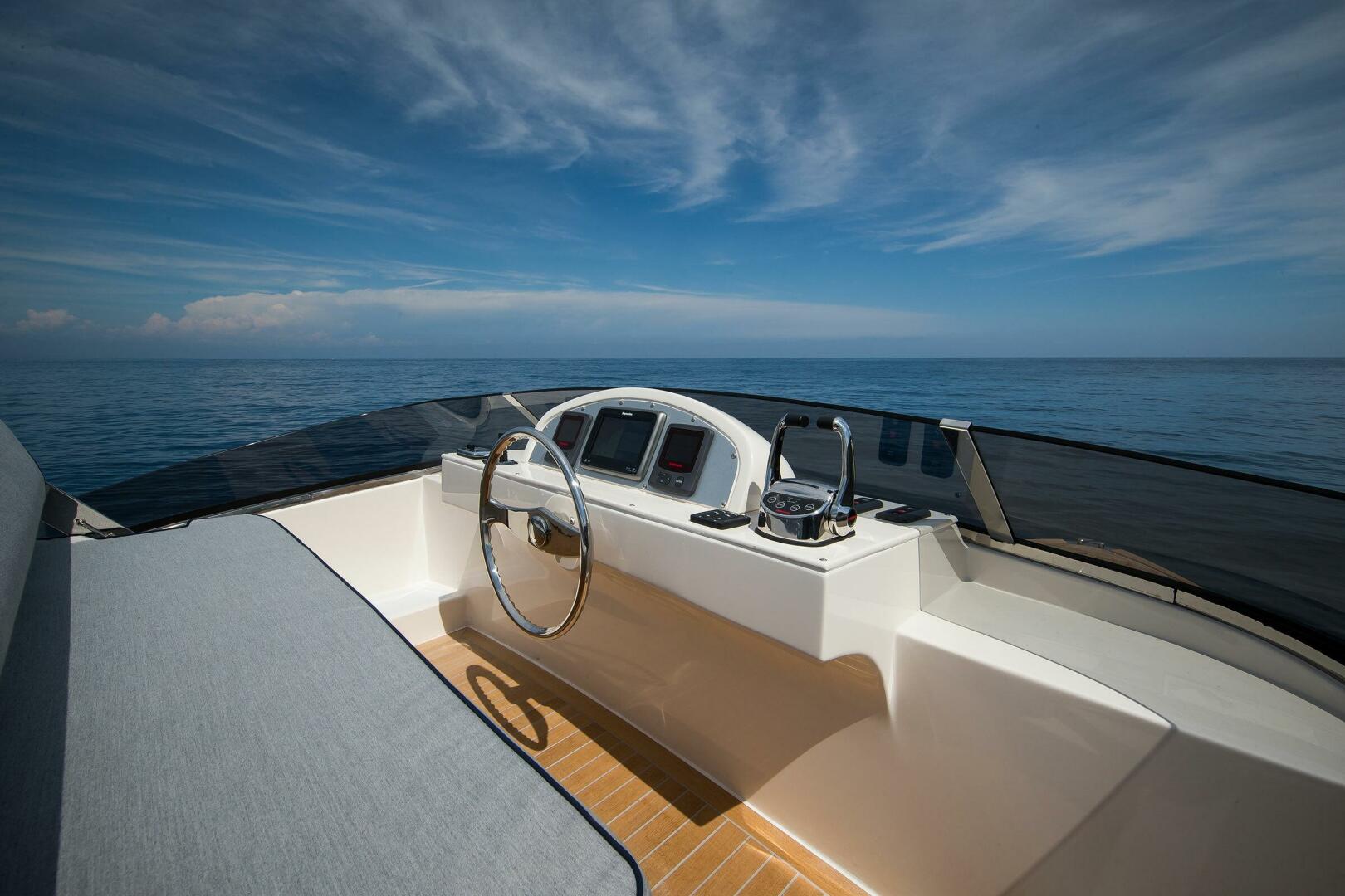 2025 Toy Marine 36 Fly - photo 3