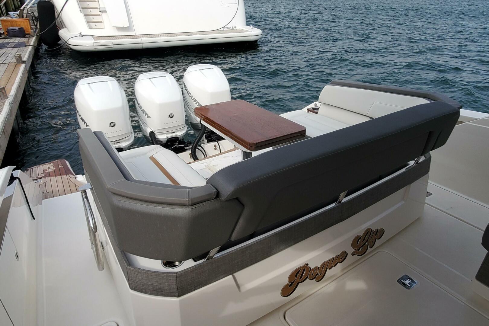 2021 Tiara Yachts 38 LS "Pogue Life" - photo 2