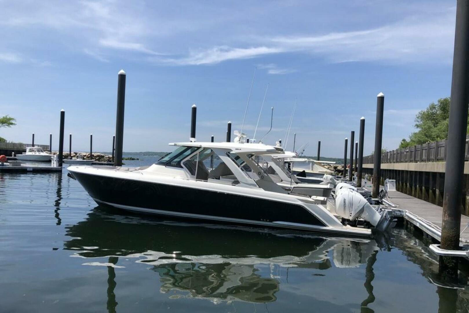 2021 Tiara Yachts 38 LS "Pogue Life" - photo 1