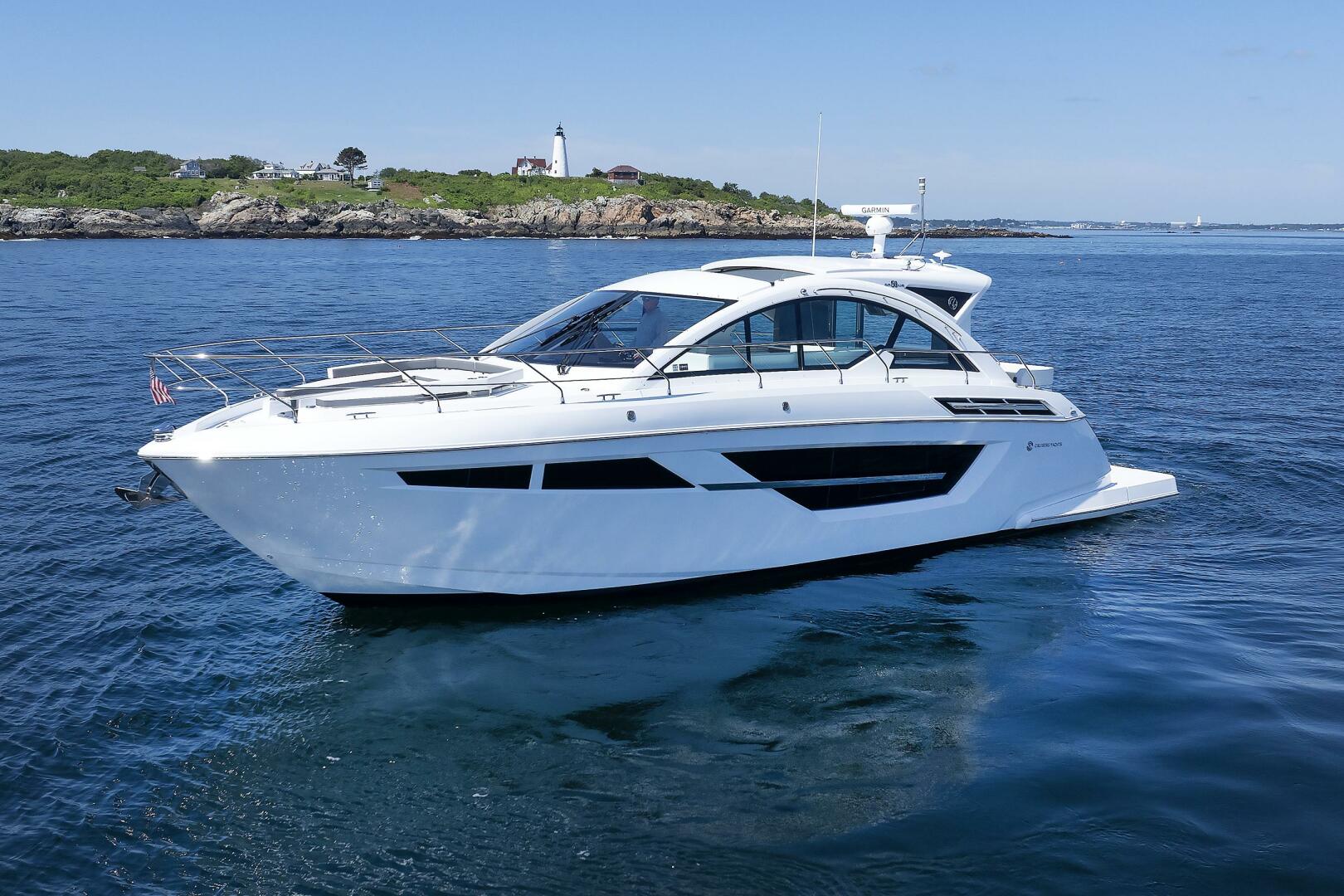 2021 Cruisers Yachts "Wicked Nauti" - photo 3