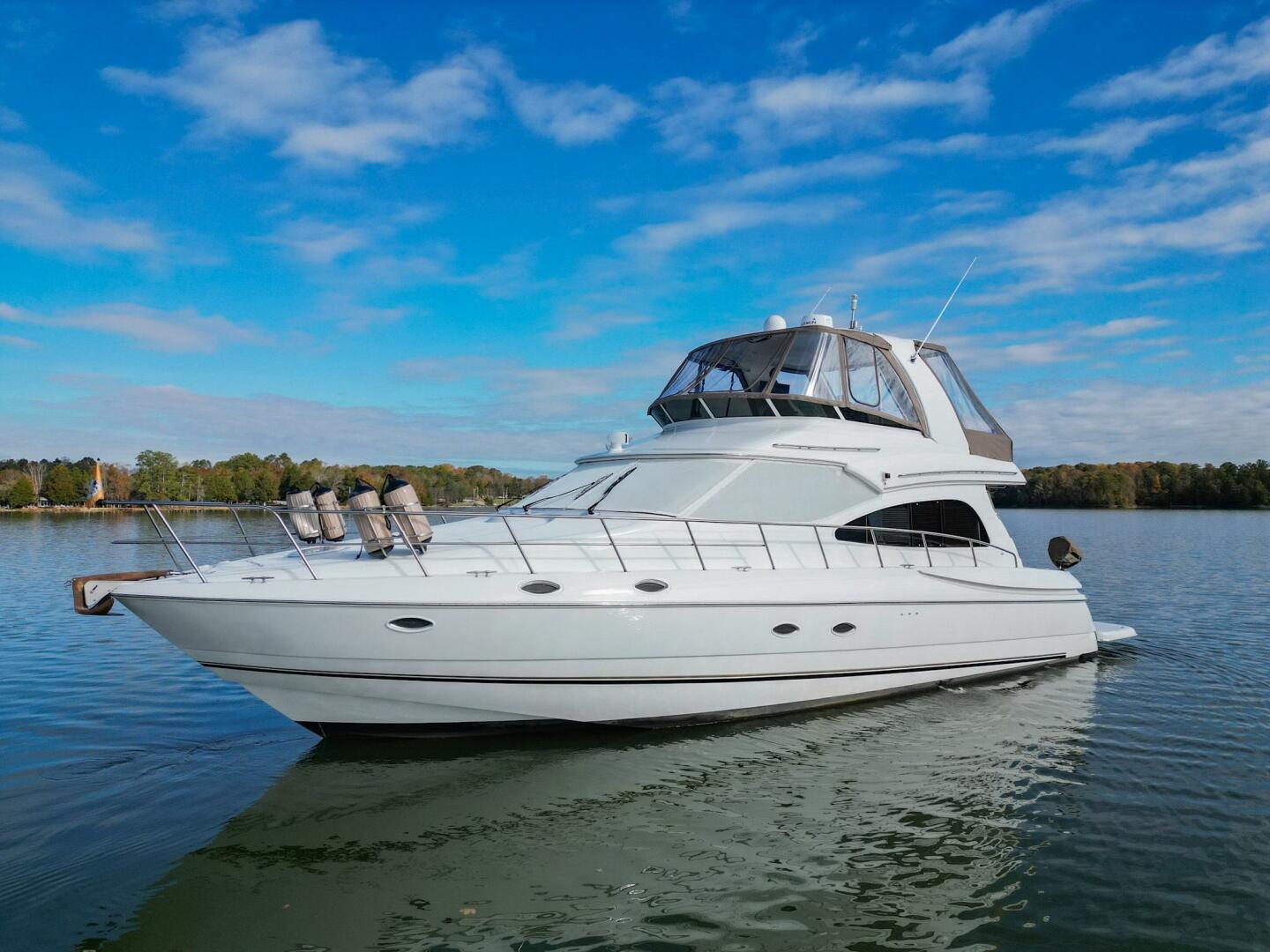 2002 Cruisers Yachts 5000 Sedan Sport "V-TACH'N III" - photo 2