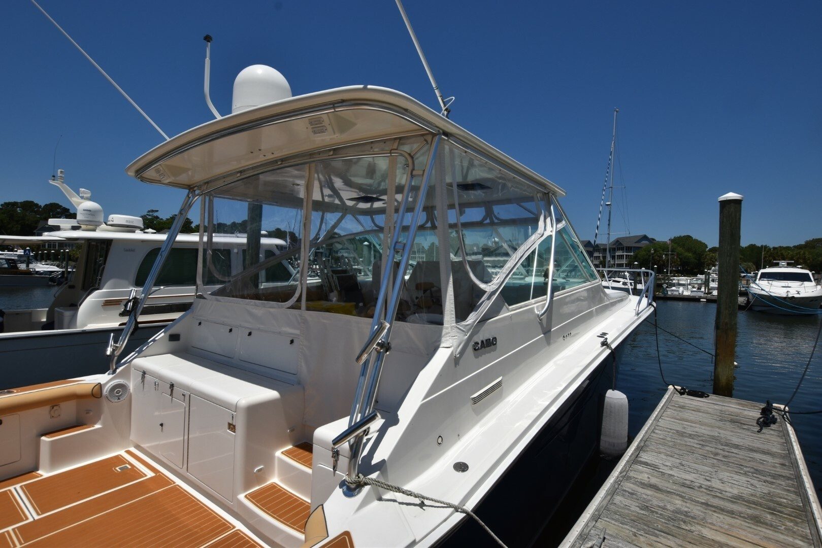 1998 Cabo 45 Express Fisherman "Reelax" - photo 2