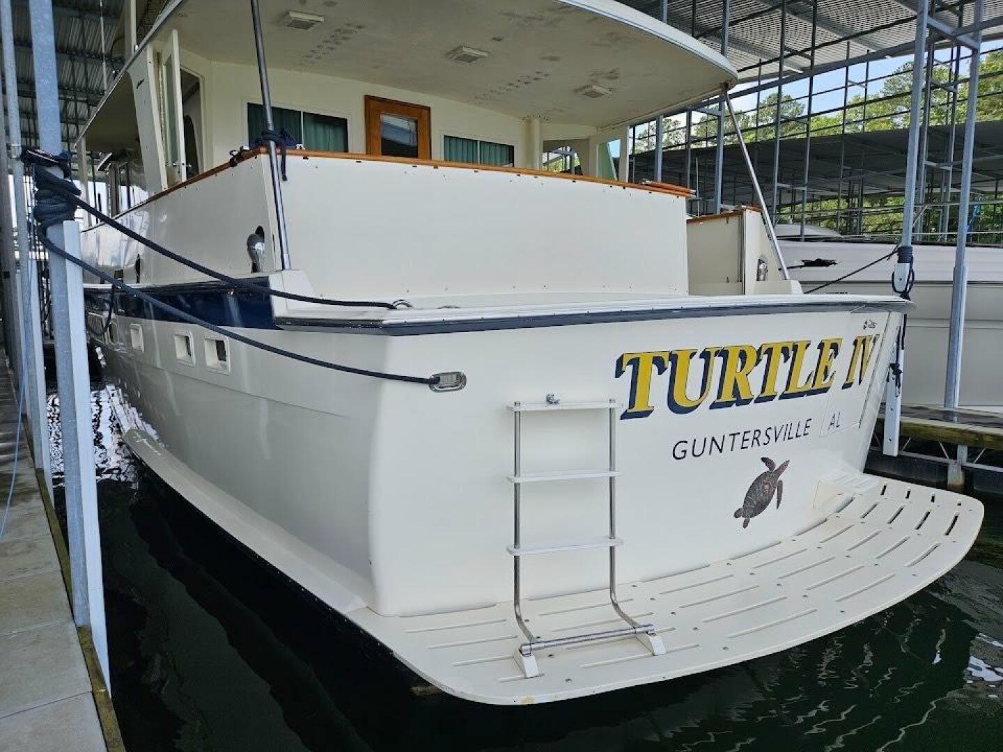 1975 Hatteras 58 LRC "Turtle IV" - photo 3