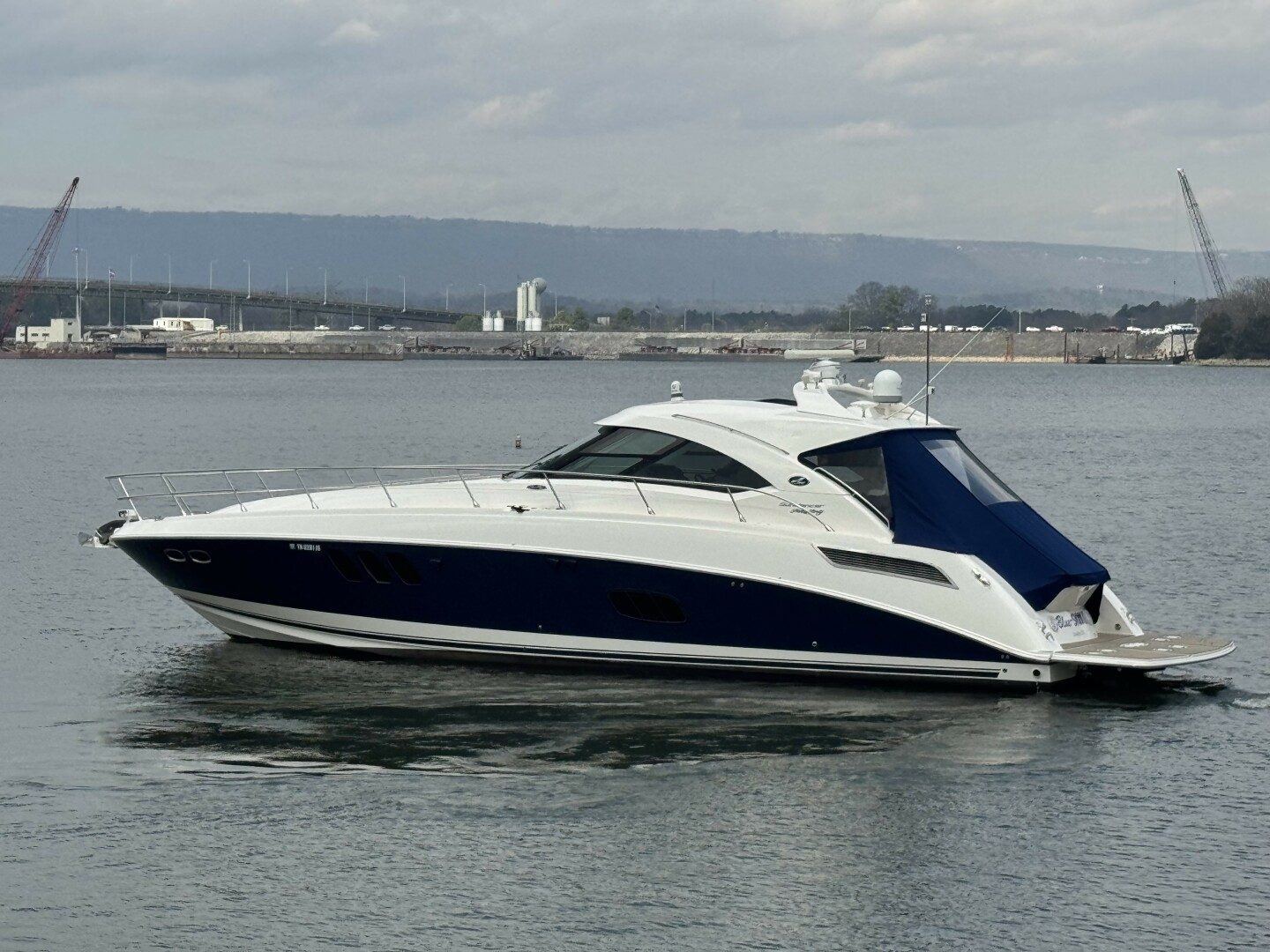 2010 Sea Ray 540 Sundancer "Blue Skyy II" - photo 1