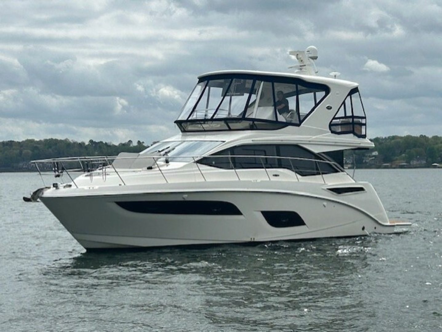 2017 Sea Ray 460 FLY "WATER INTO WINE" - photo 2