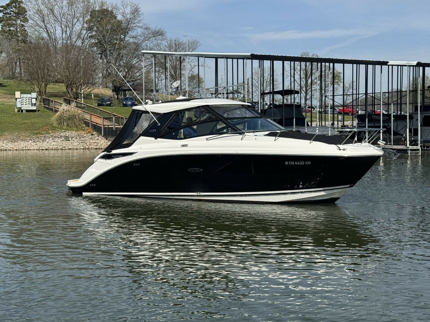 2023 Sea Ray Sundancer 320 "SLIP KNOT" - photo 1