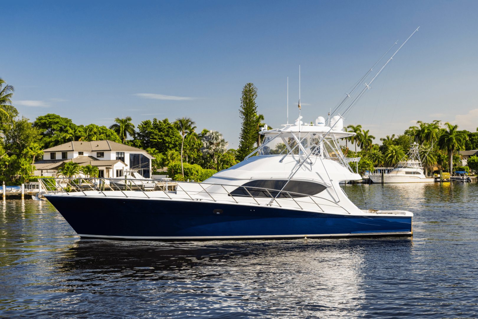 2015 Hatteras GT63 - photo 2