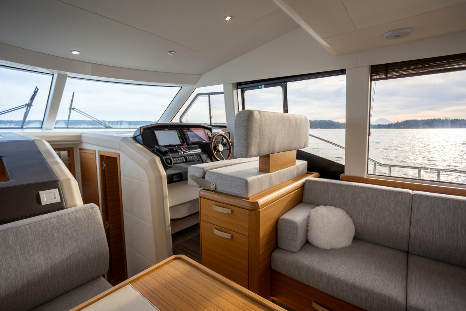 2023 Greenline 48 Fly "TUI" - photo 3