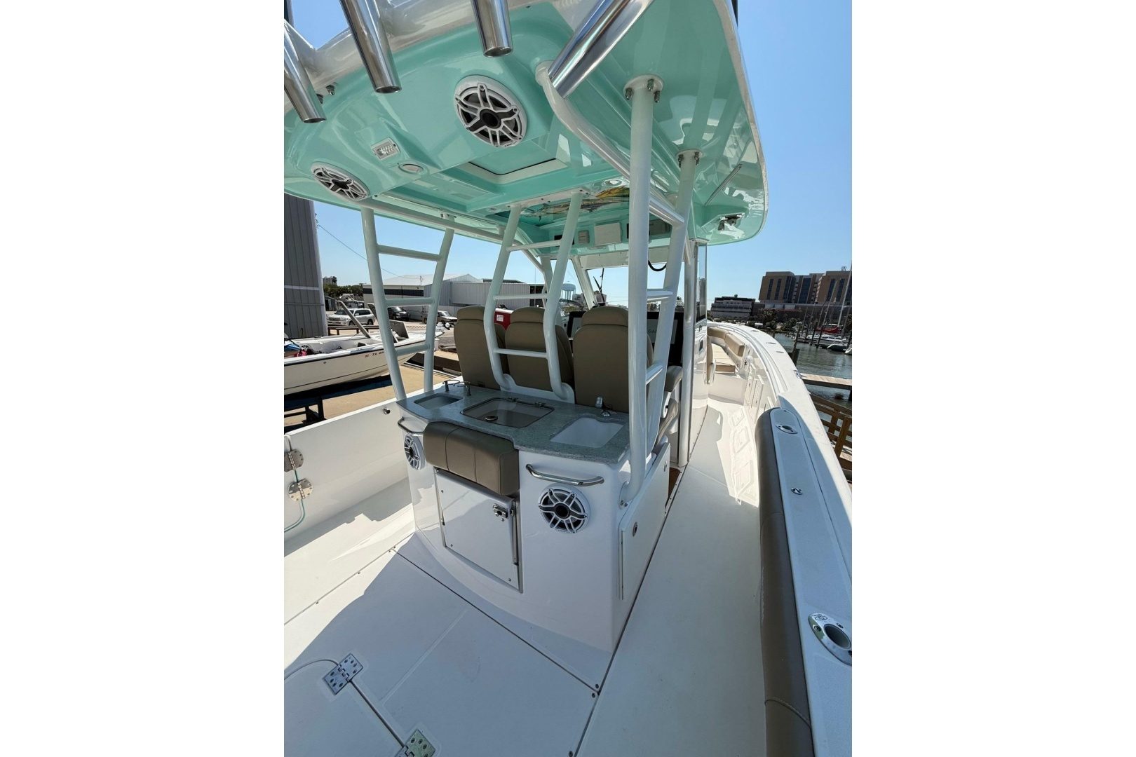 2021 Everglades 365 Center Console "BABY SEAL" - photo 3