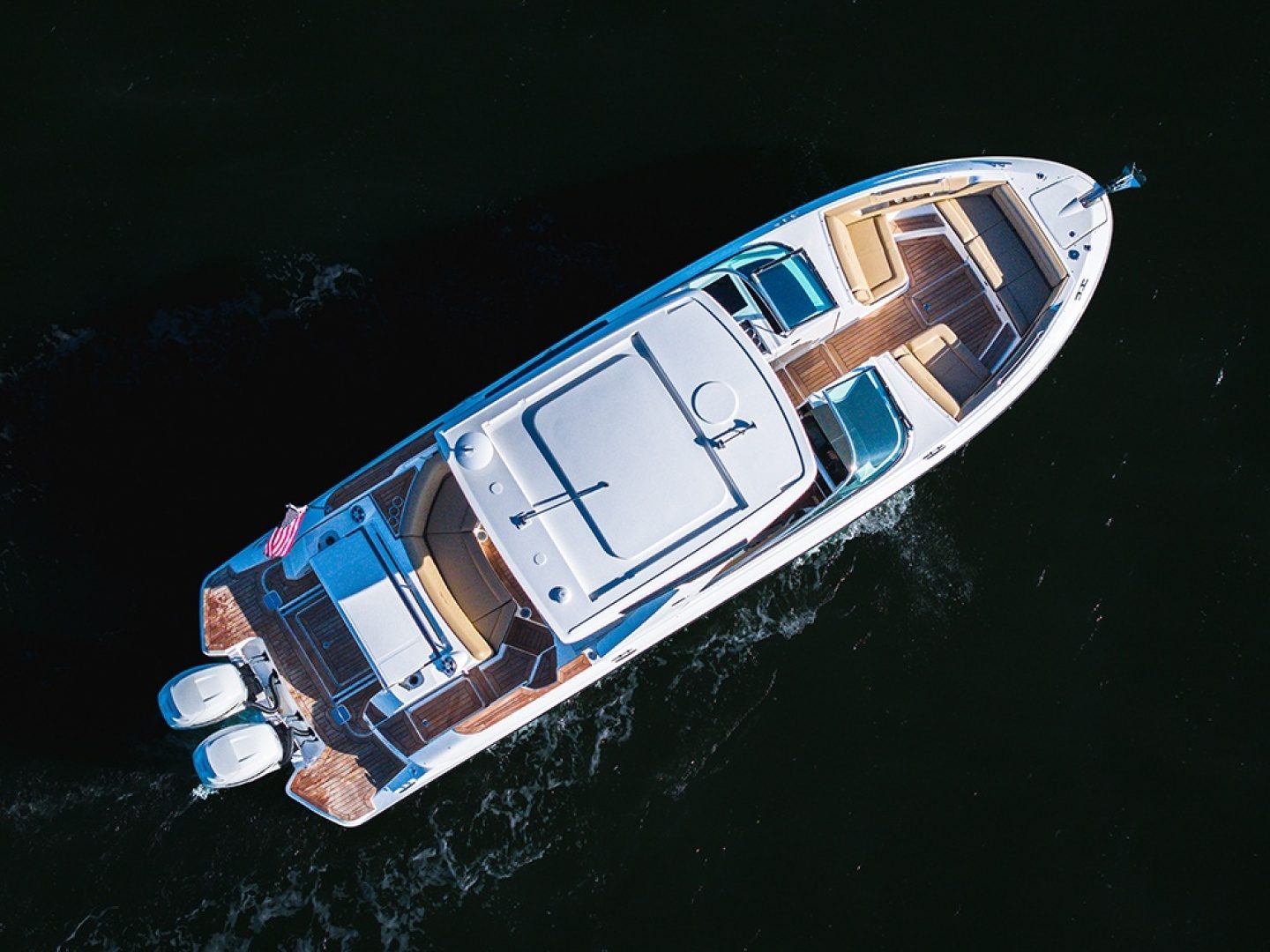 2023 Sea Ray SLX 350 Outboard "BLONDIE" - photo 3