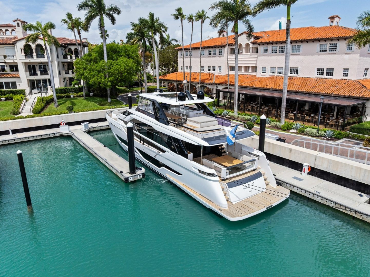 2023 Ferretti Yachts 860 "LADY F" - photo 3