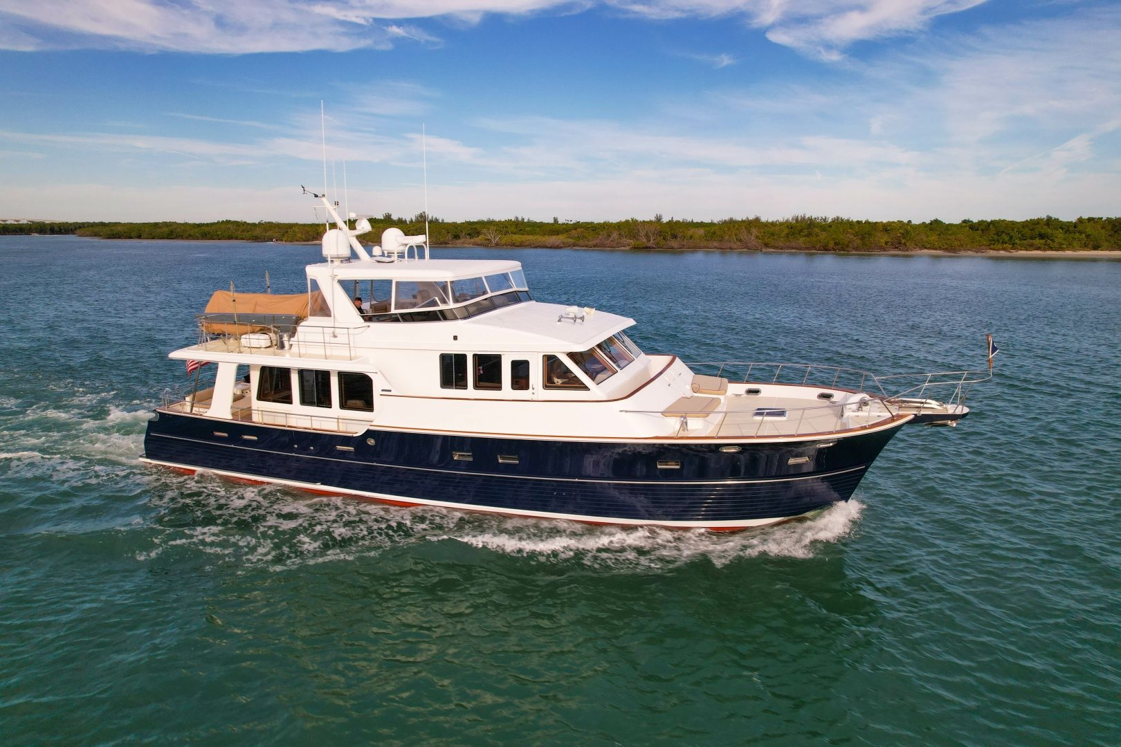 2003 Grand Banks 64 Aleutian RP "Elleon" - photo 1