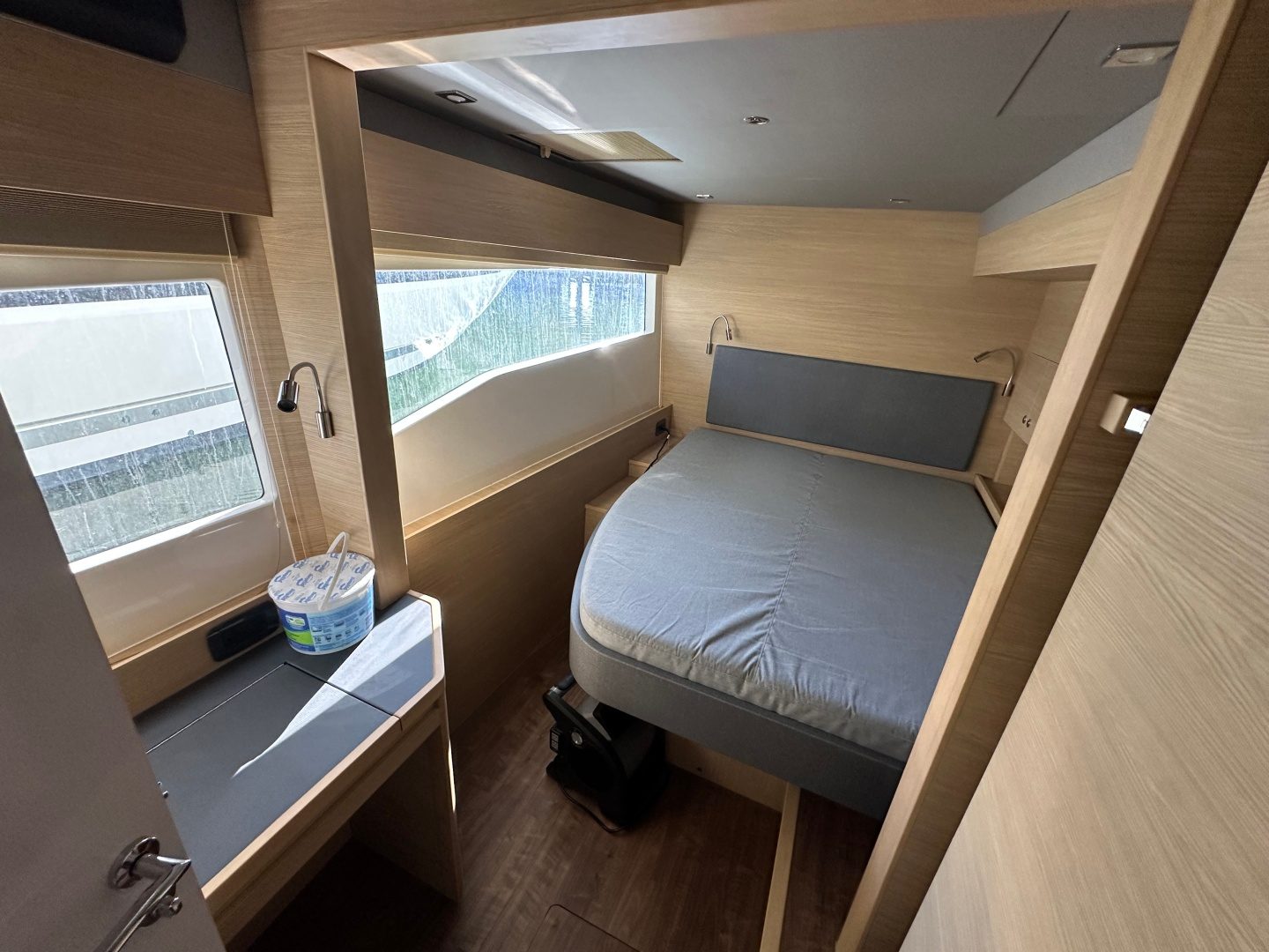 2024 Aquila 54 Yacht - photo 3