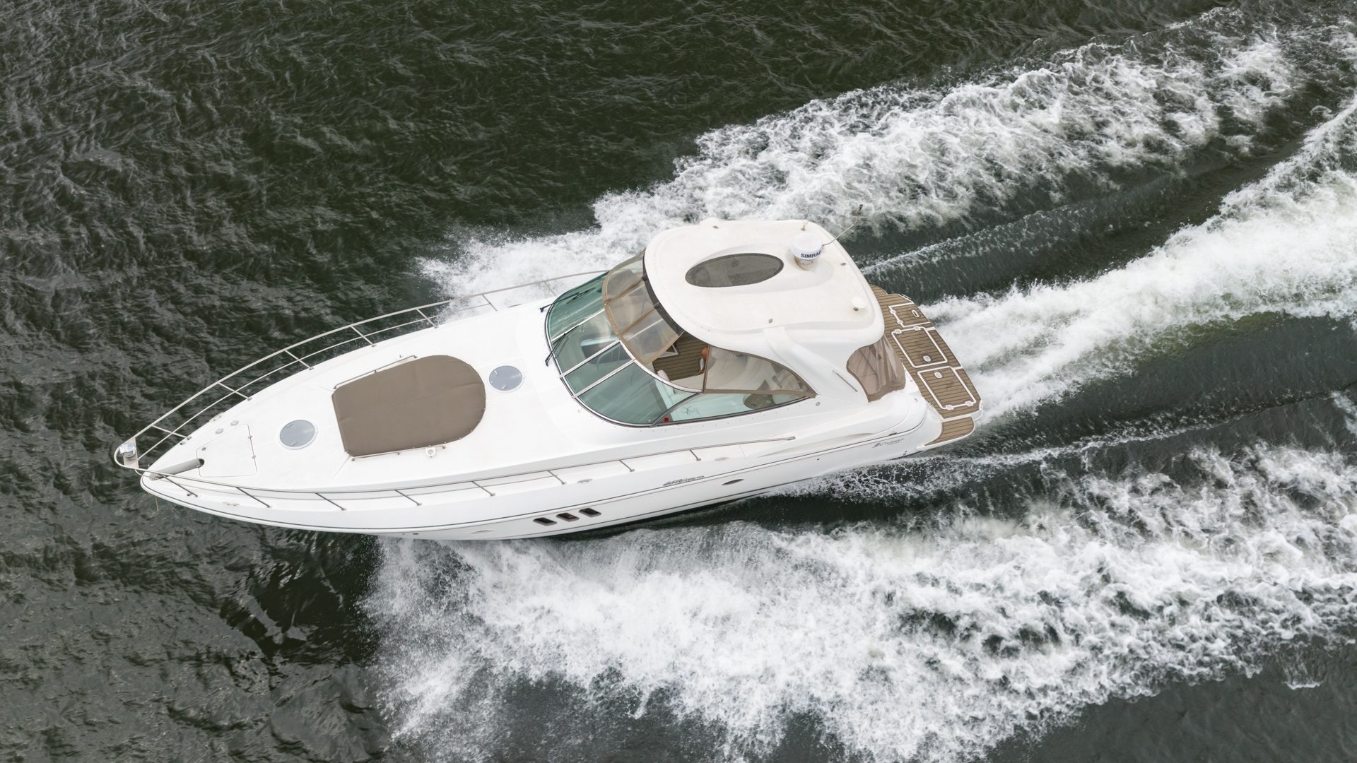 2008 Cruisers Yachts 460 Express "Gracie’s Escape" - photo 1