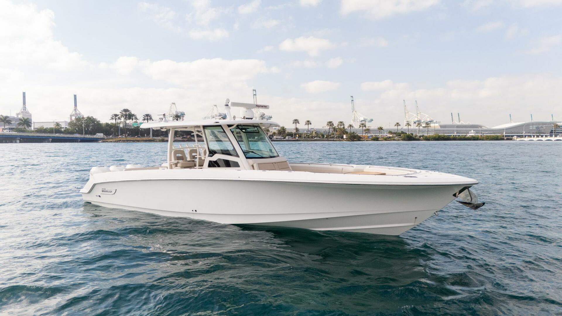 2020 Boston Whaler 380 Outrage Center Console "2nd Ammendment" - photo 1