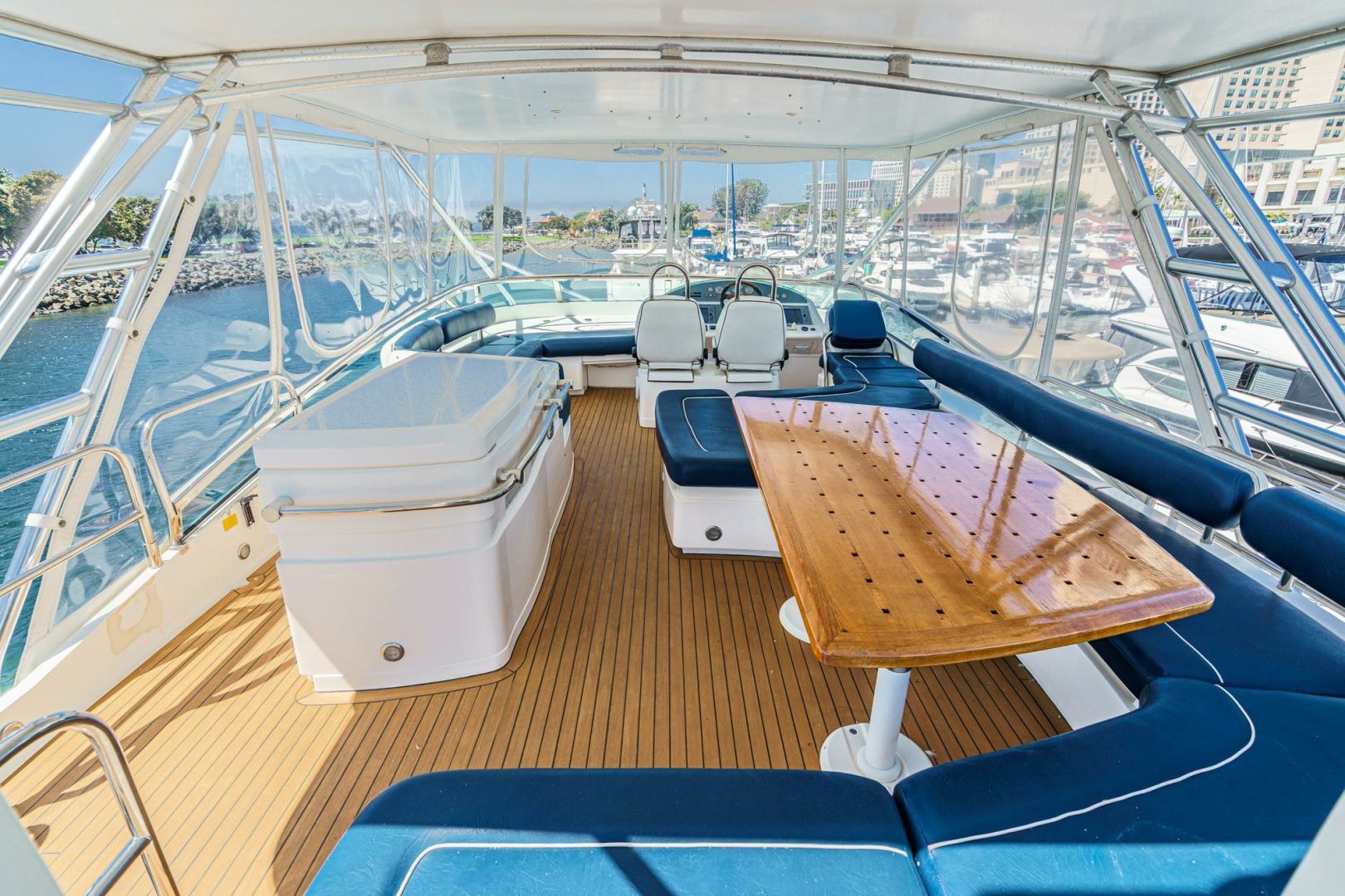 2005 Fairline Yachts "COMPASS ROSE" - photo 3