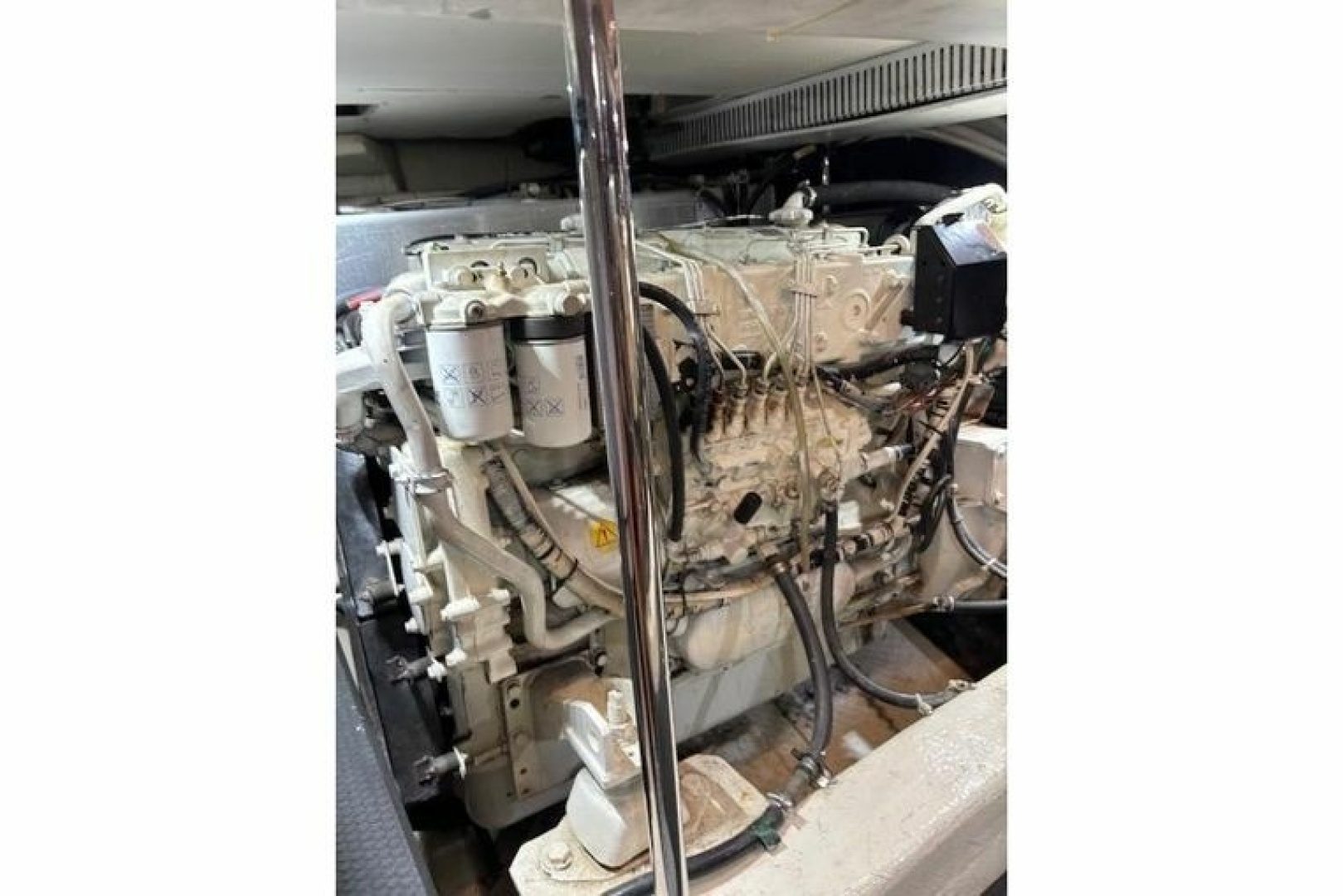 2004 Carver - photo 2