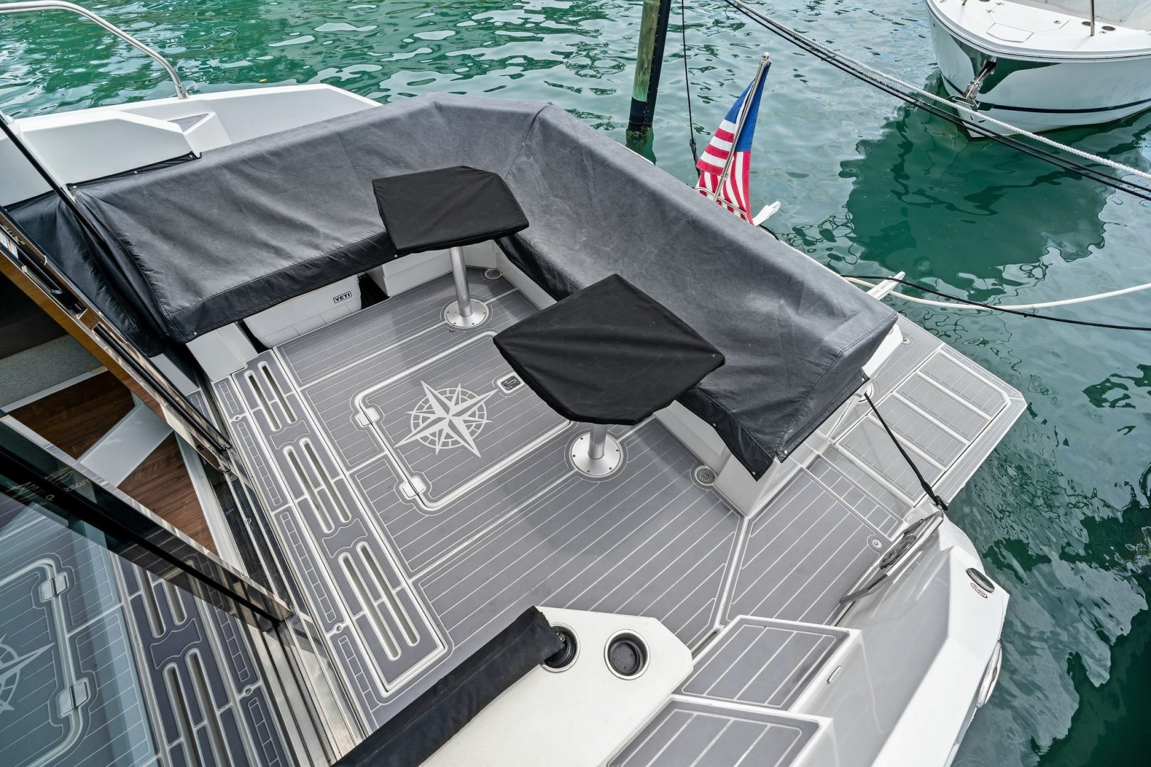 2019 Cruisers Yachts 42 Cantius "Truly Ineffable" - photo 2