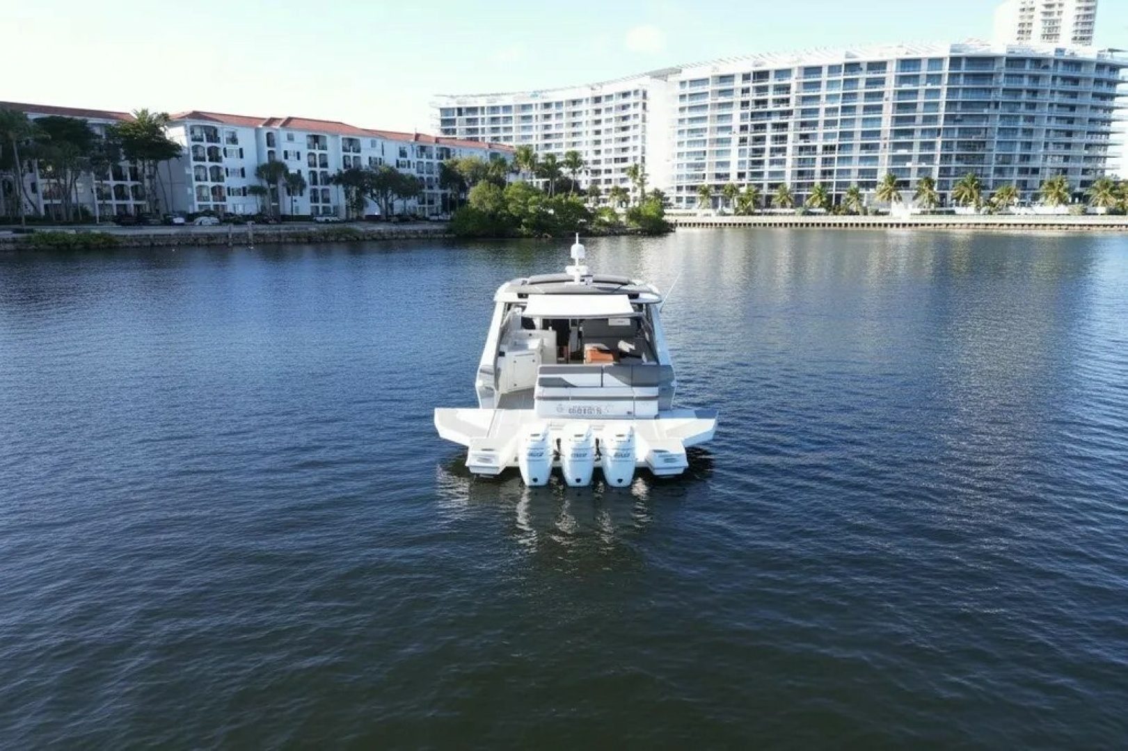 2021 Cruisers Yachts 42 GLS OB "AMIRA CHIDA" - photo 3