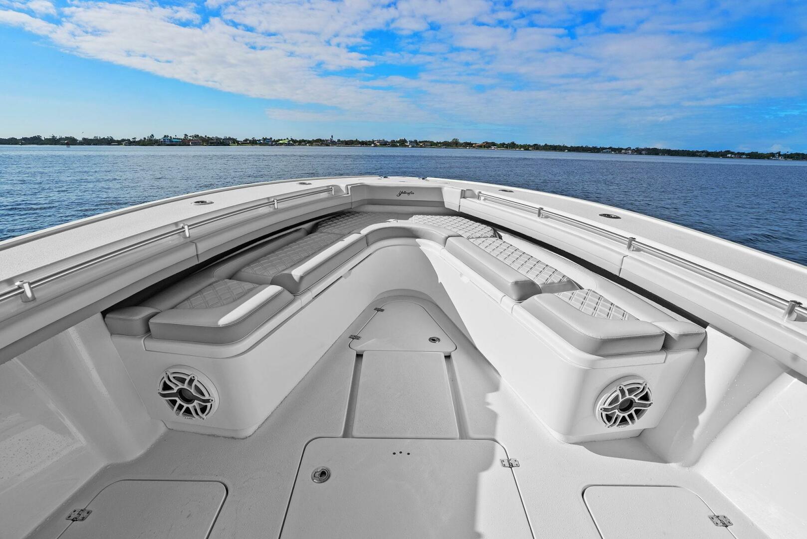 2023 Yellowfin 39 Offshore - photo 2