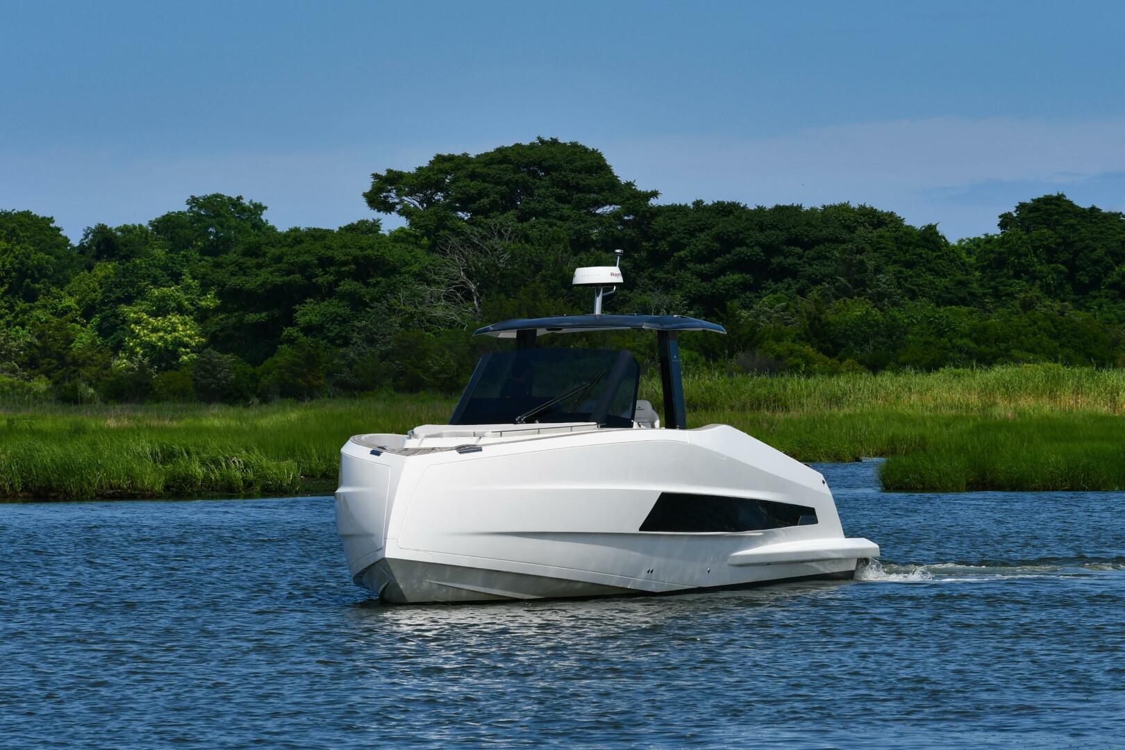 2023 Astondoa 377 Coupe Outboard - photo 3