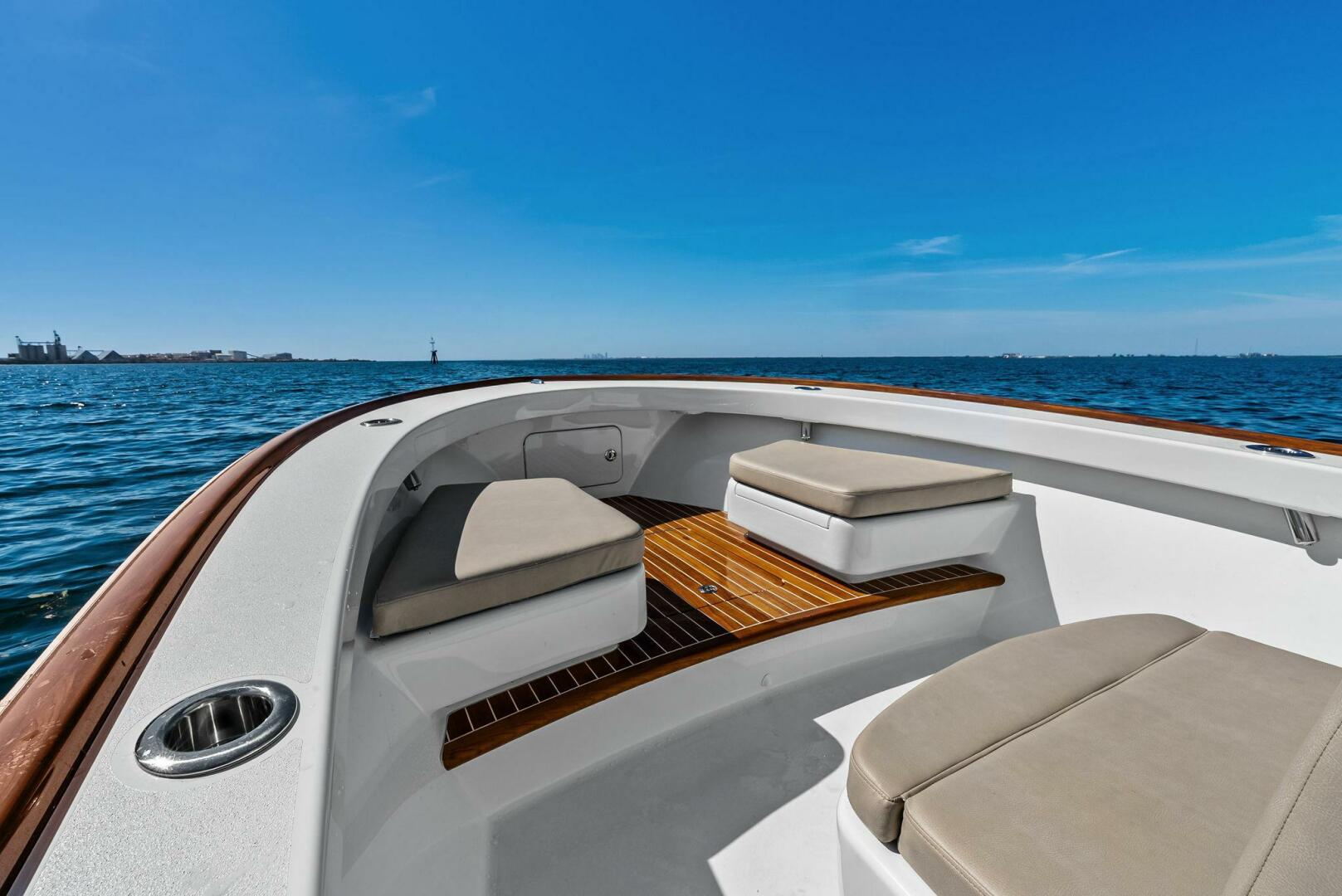 2024 Custom Center Console 26 High Ground Boatworks - photo 3