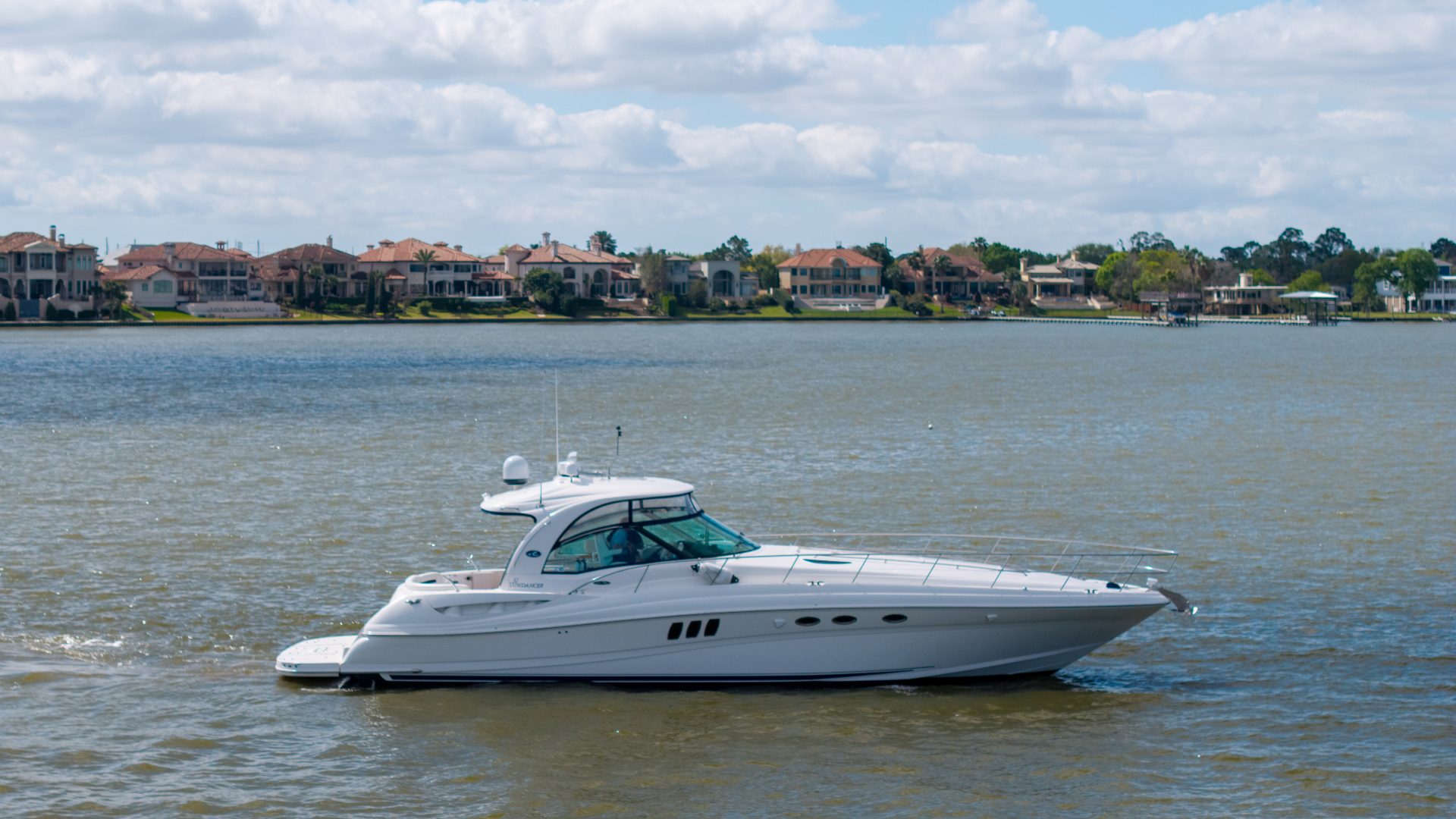 2009 Sea Ray 52 SUNDANCER - photo 2