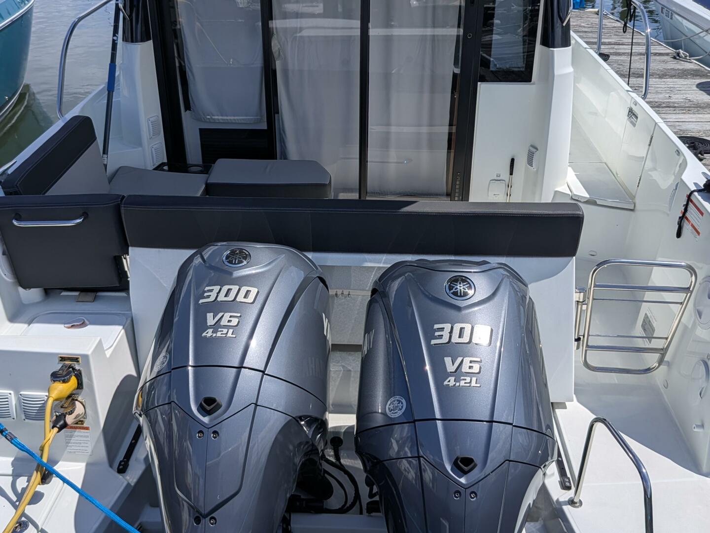 2023 Jeanneau NC 1095 Weekender "Timeout" - photo 3