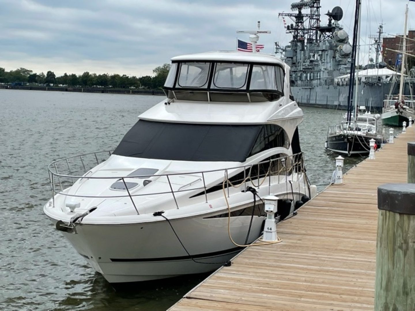 2012 Meridian 541 Sedan - photo 1