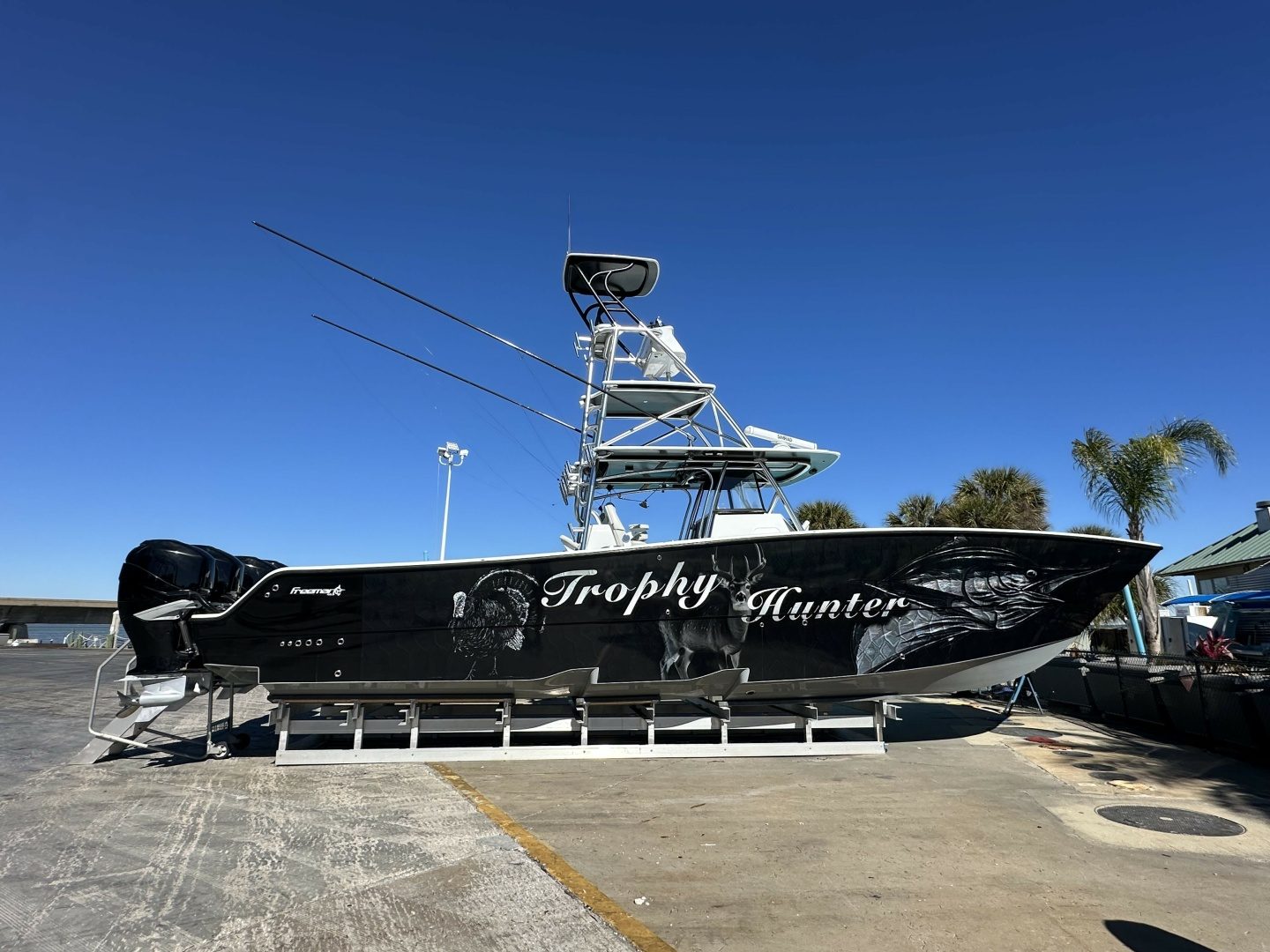 2023 Freeman 42 LR - photo 1
