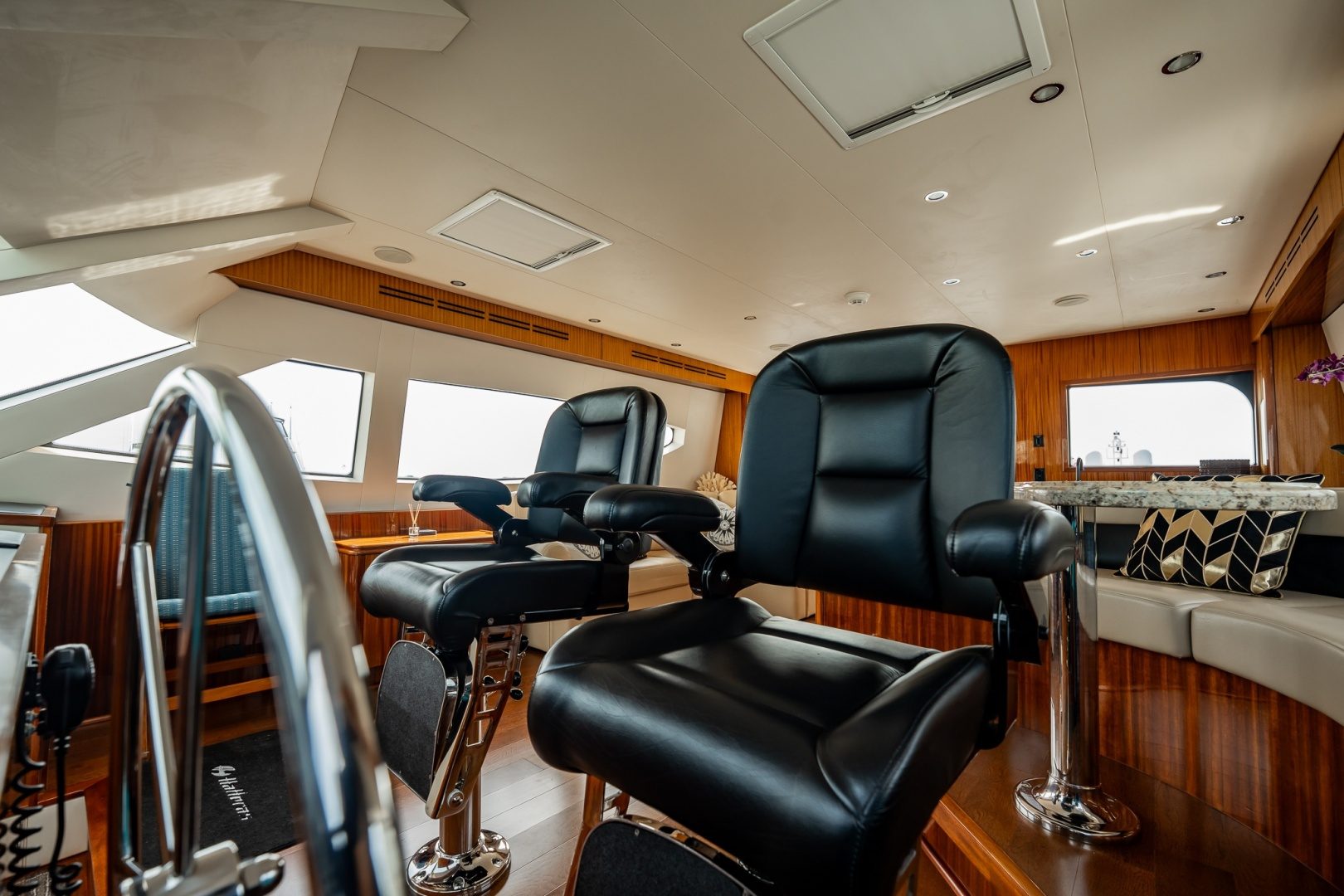2012 Hatteras "Breakaway" - photo 2