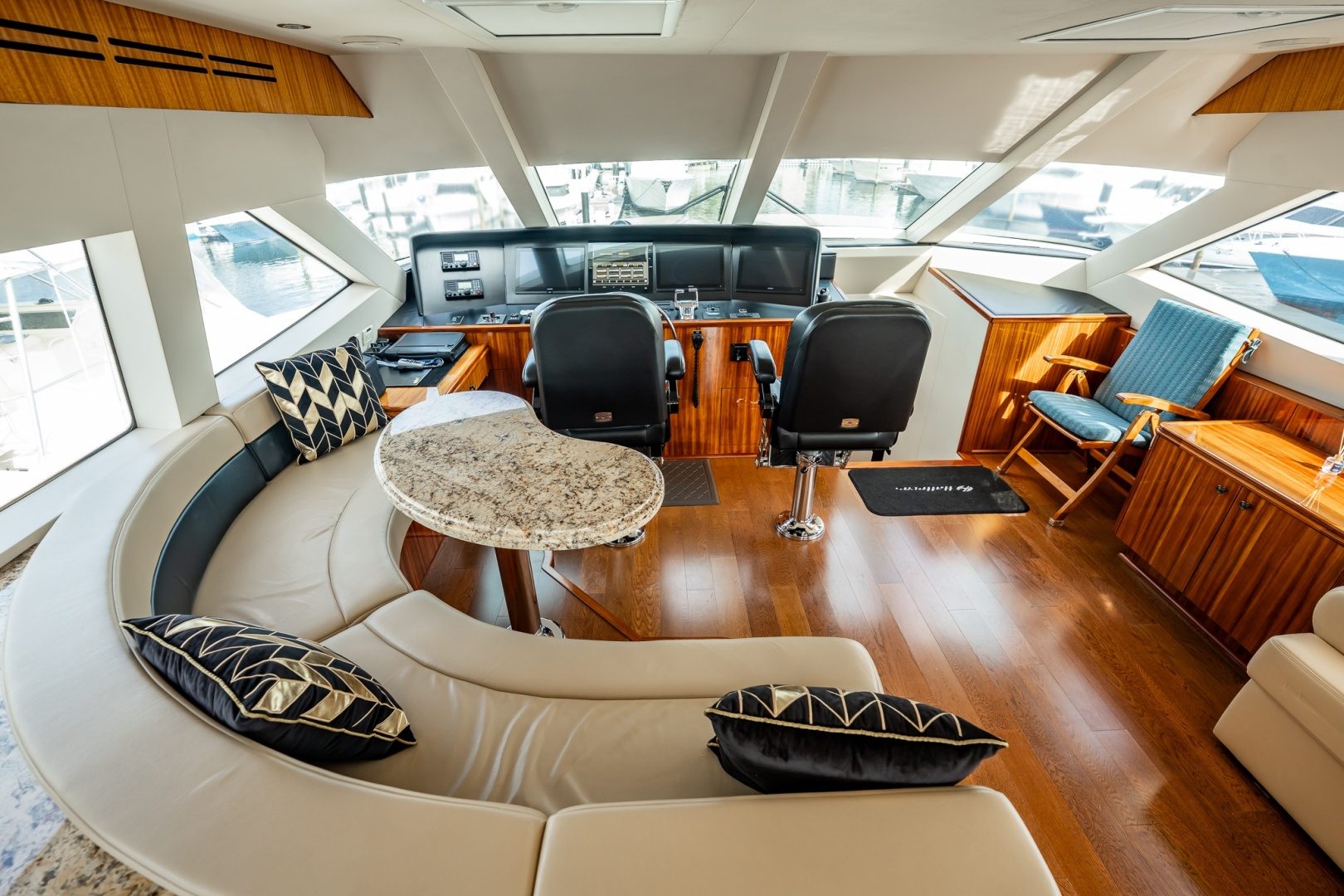 2012 Hatteras "Breakaway" - photo 3