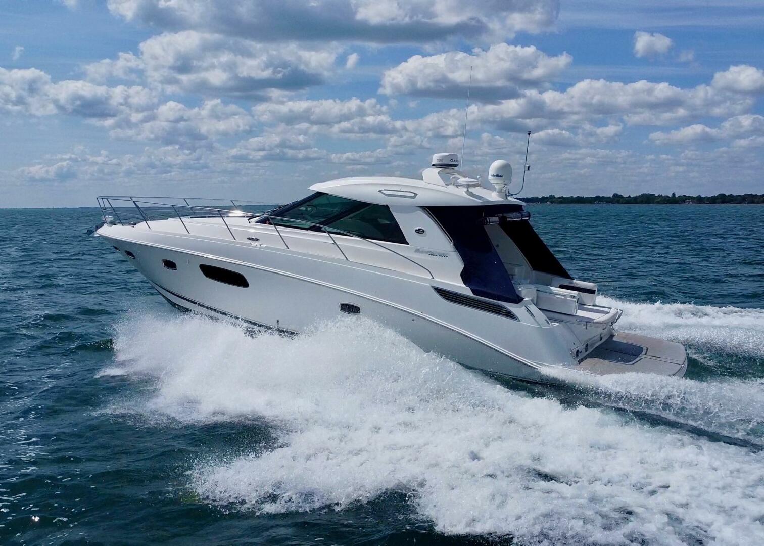 2010 Sea Ray 450 Sundancer - photo 2