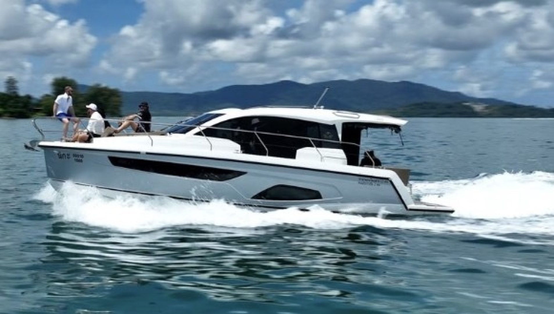 2023 Sealine SC335 - photo 2
