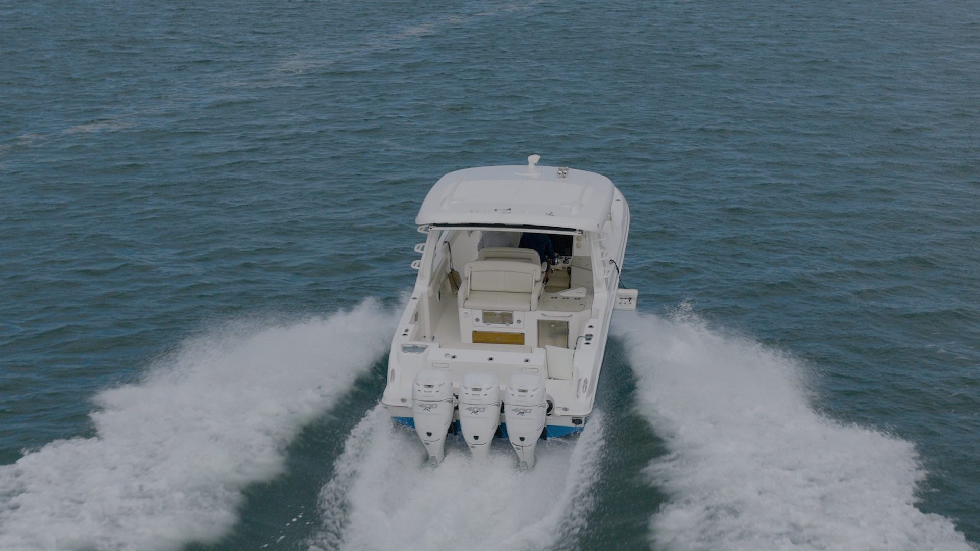 2019 Boston Whaler 350 Realm - photo 3