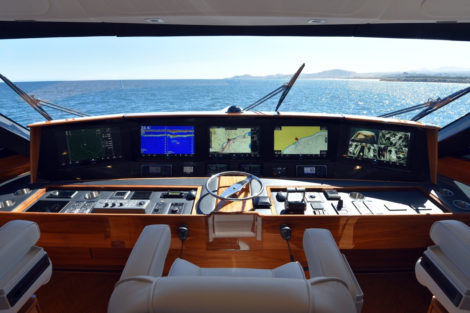 2024 Viking 90 Skybridge "PRIMETIME" - photo 2
