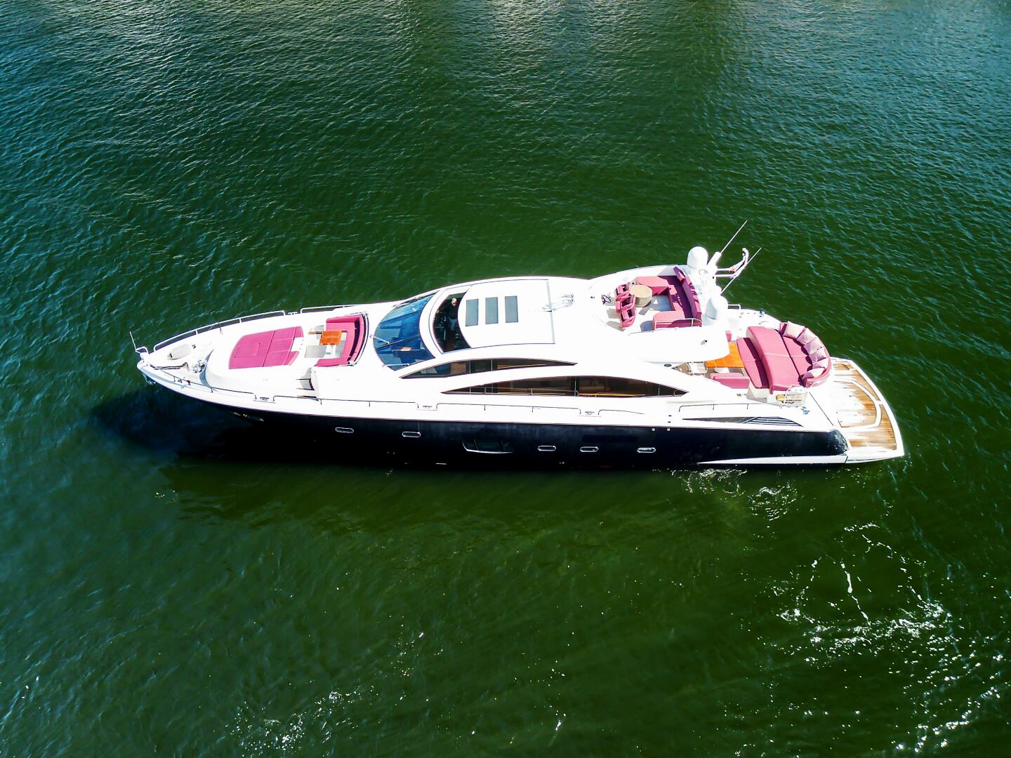 2013 Sunseeker Predator 84 - photo 2