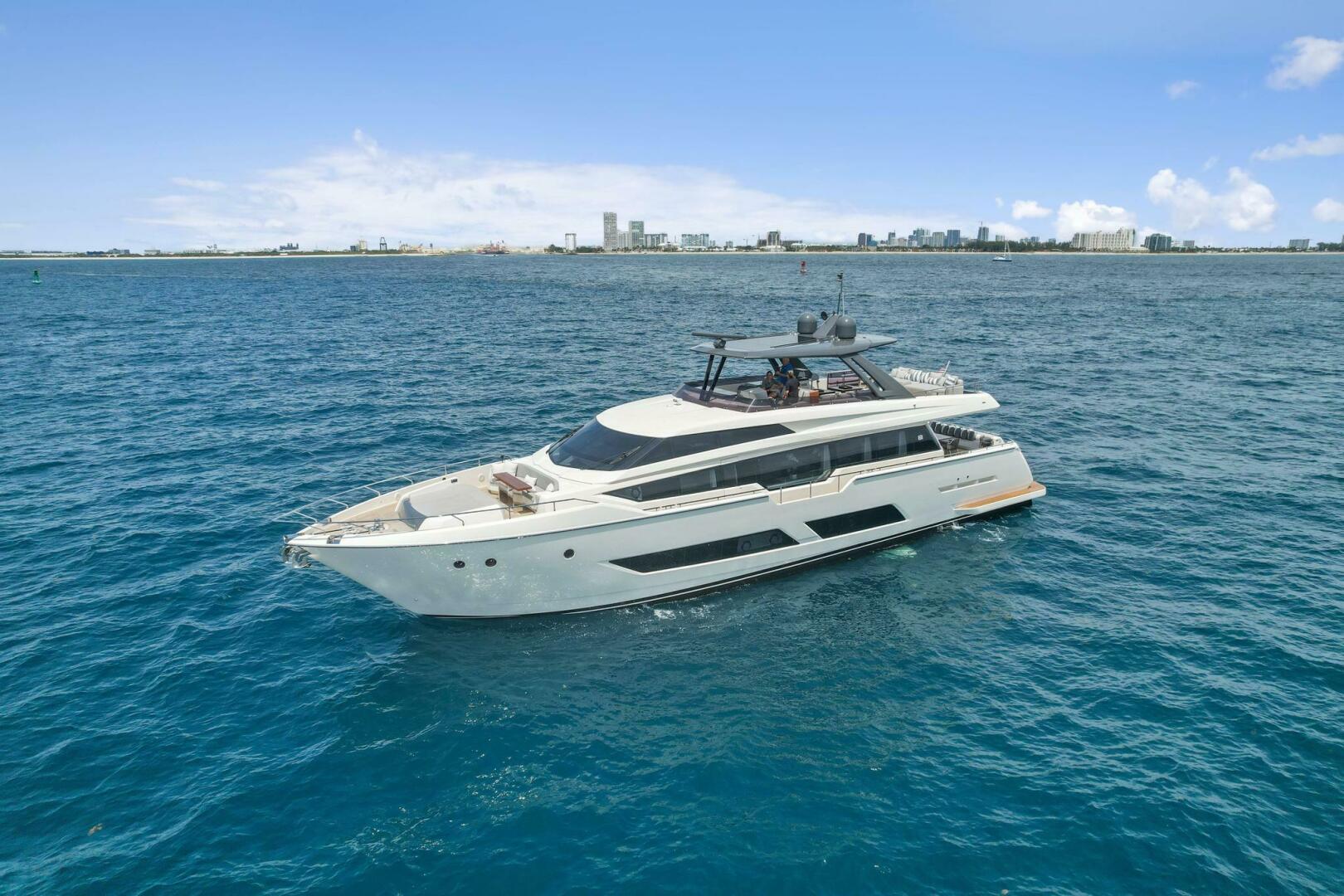 2021 Ferretti Yachts 850 - photo 1